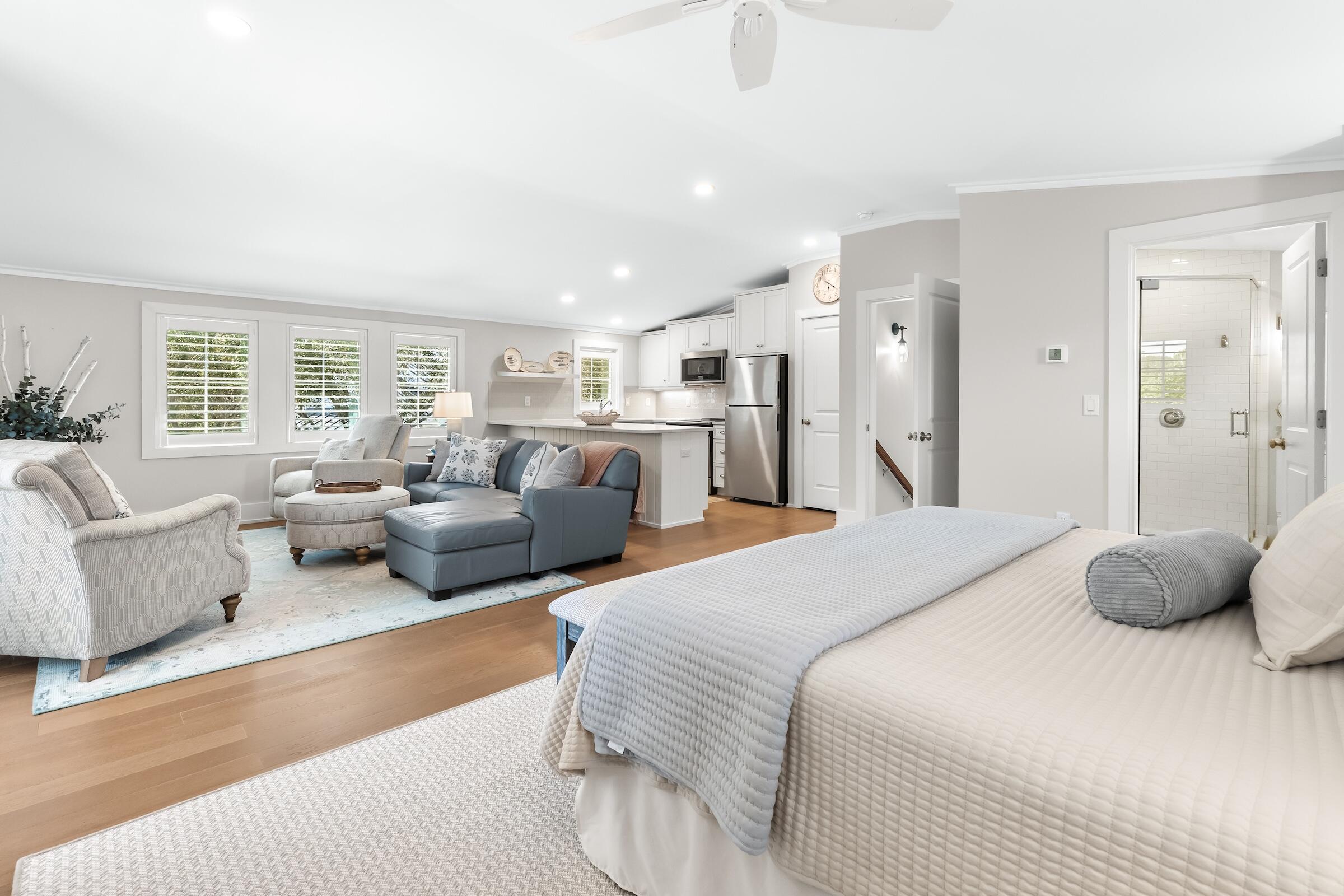 FOUR MILE VILLAGE - Residential