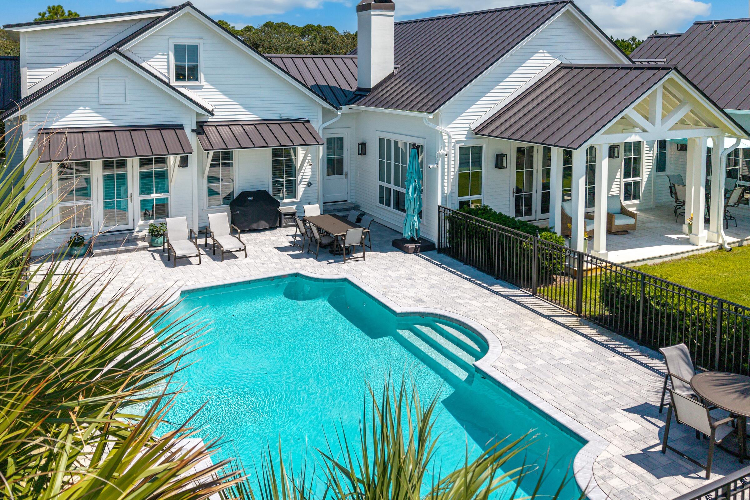 FOUR MILE VILLAGE - Residential