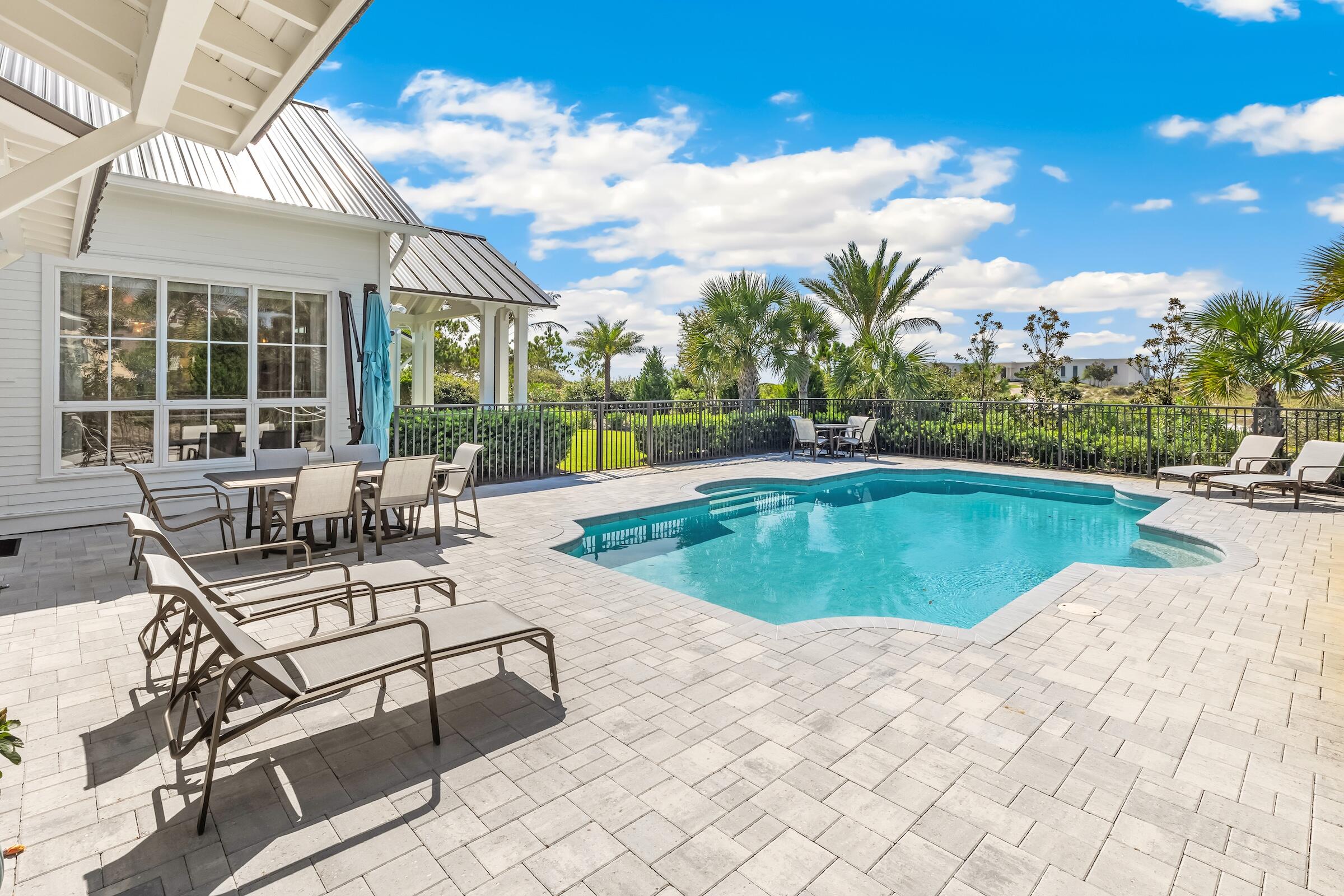 FOUR MILE VILLAGE - Residential