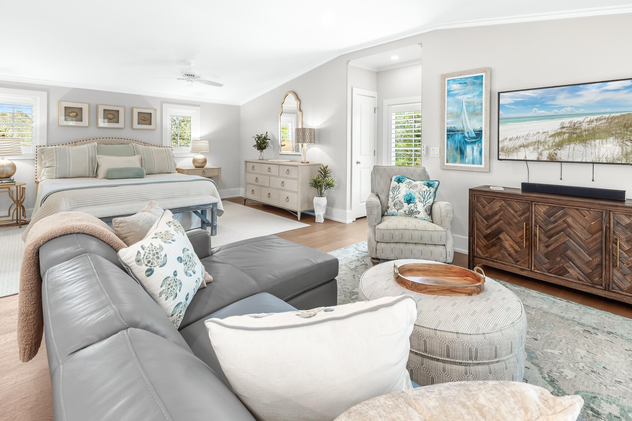 FOUR MILE VILLAGE - Residential