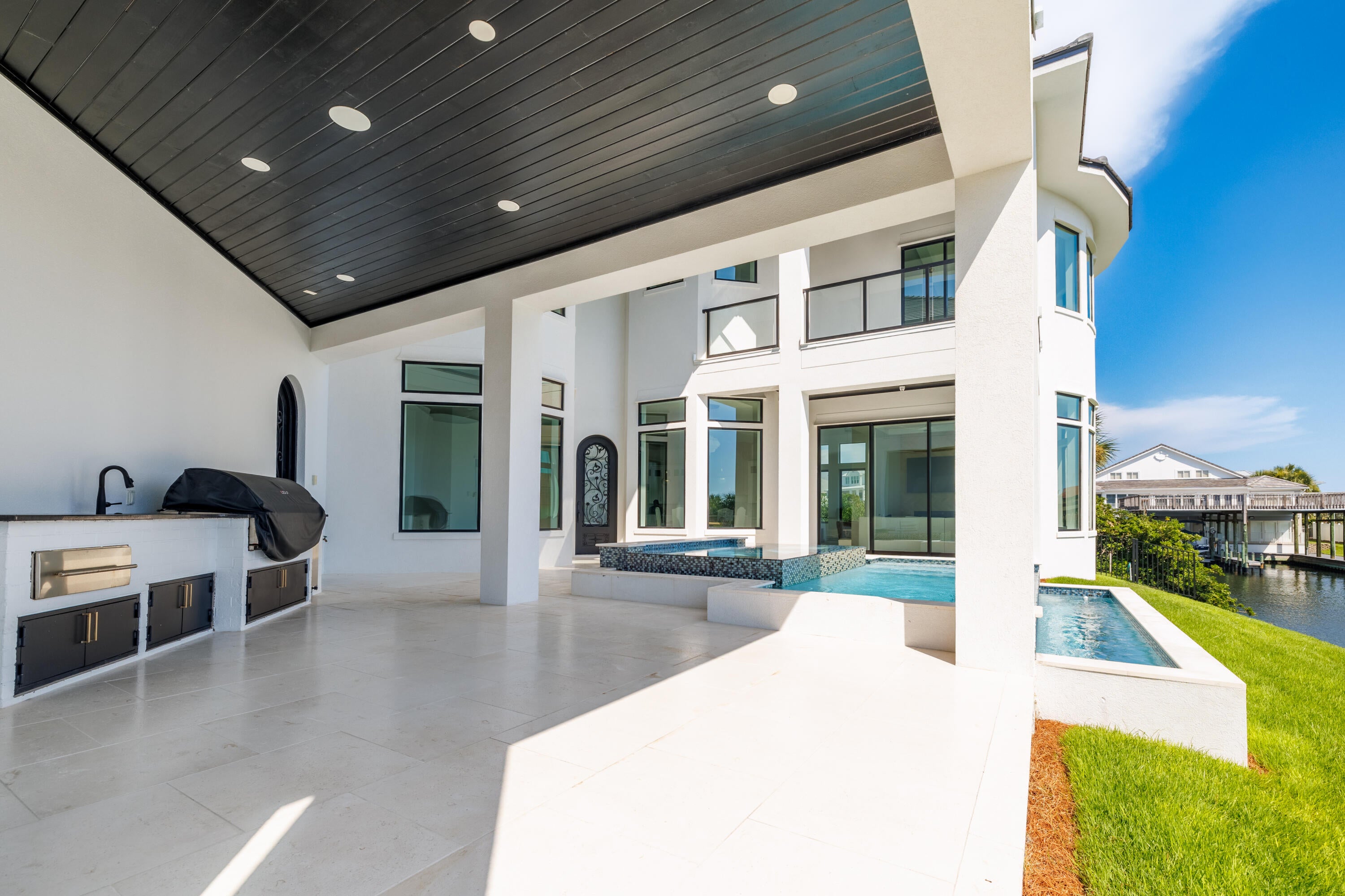 HOLIDAY ISLE - Residential