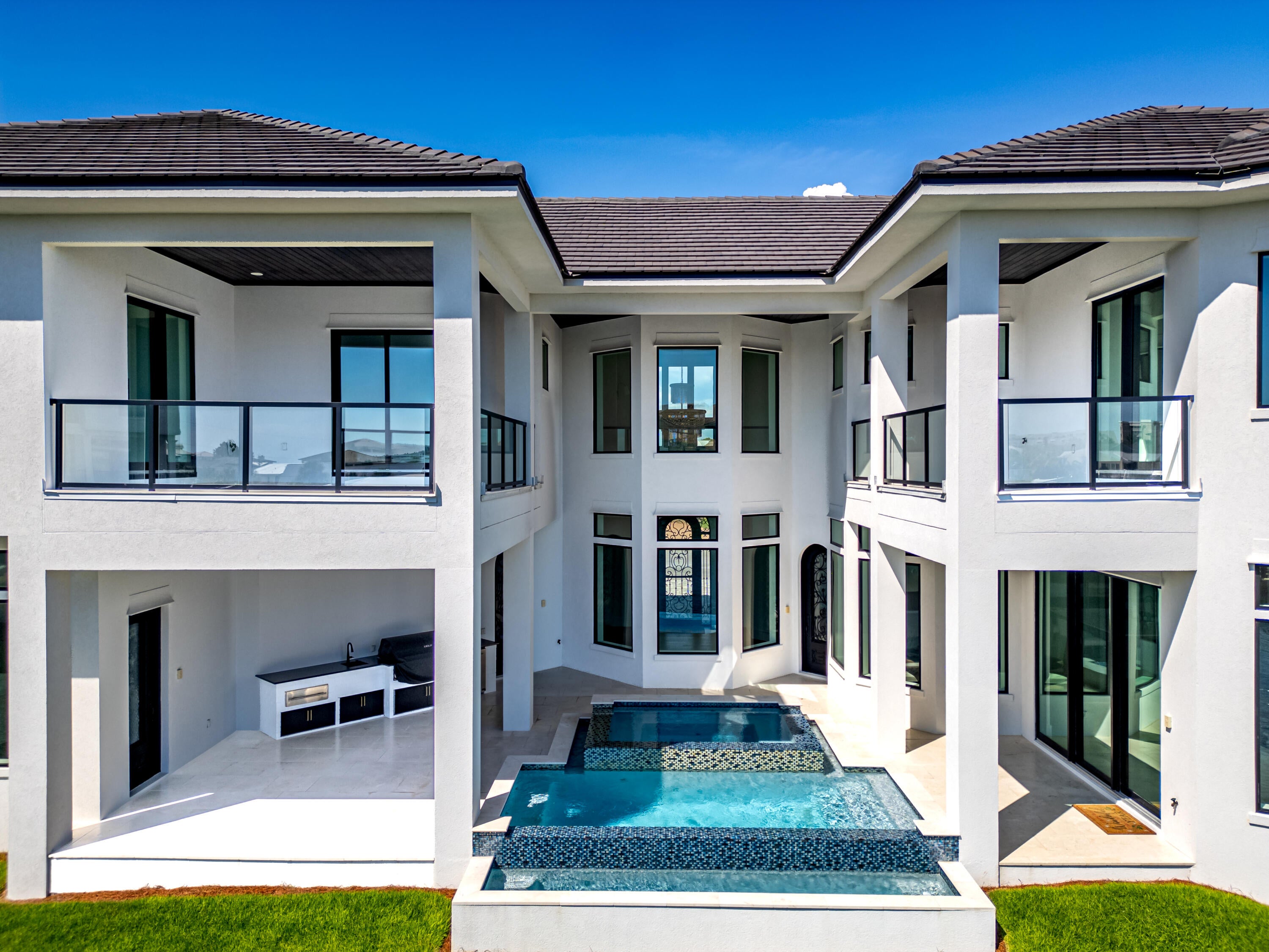 HOLIDAY ISLE - Residential