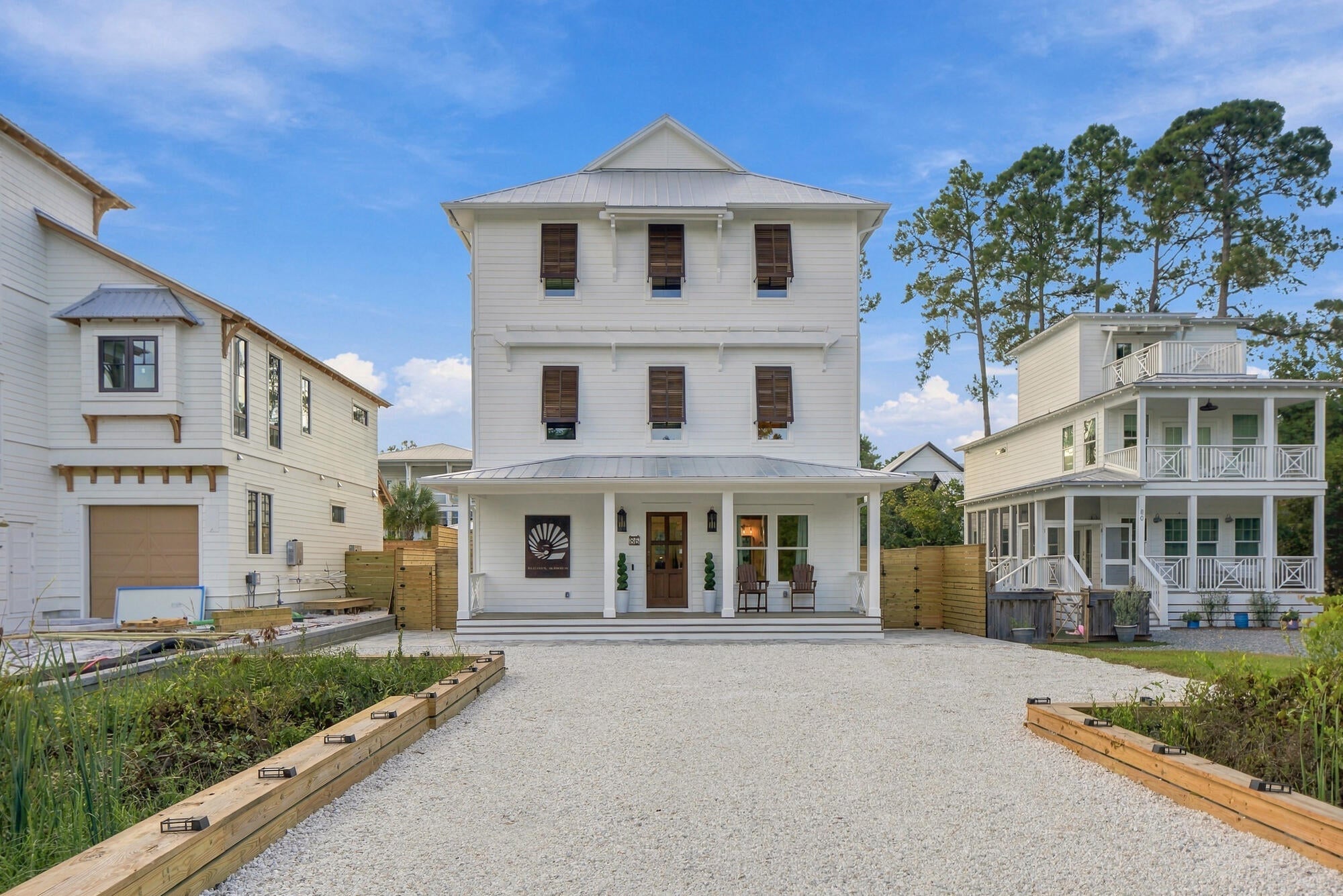 NO RECORDED SUBDIVISION - Residential