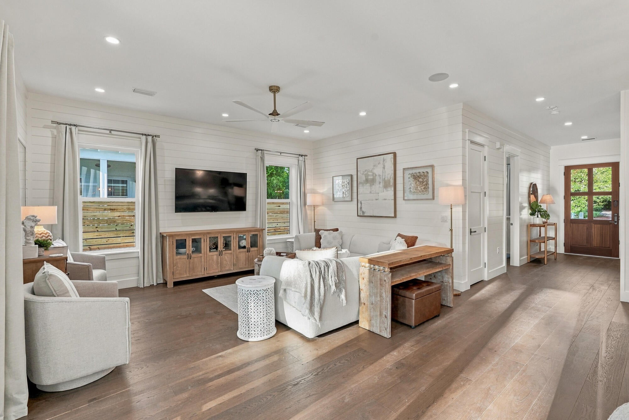 NO RECORDED SUBDIVISION - Residential