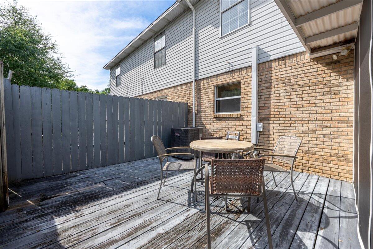 VALLEY T/H - Residential