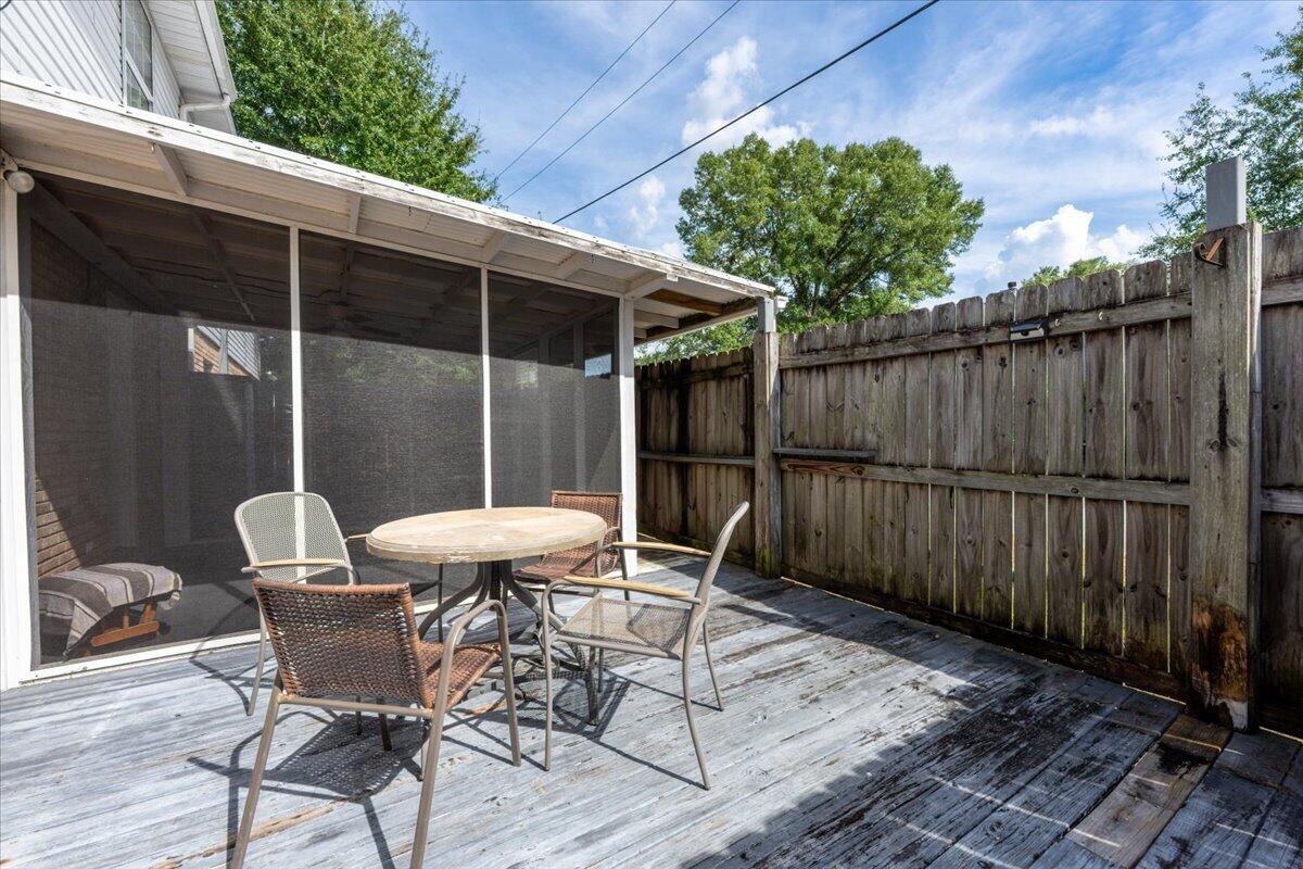 VALLEY T/H - Residential