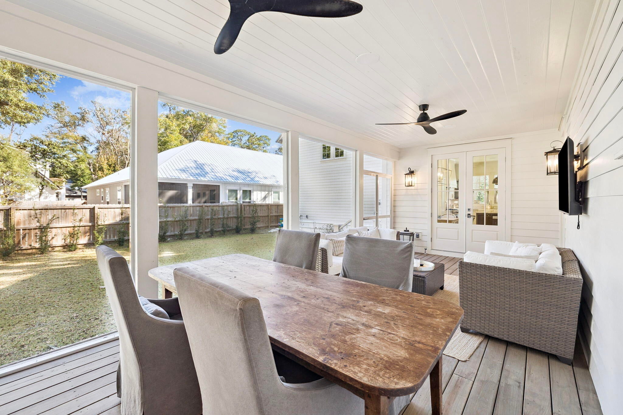 DAUGHETTES AMENDED - Residential