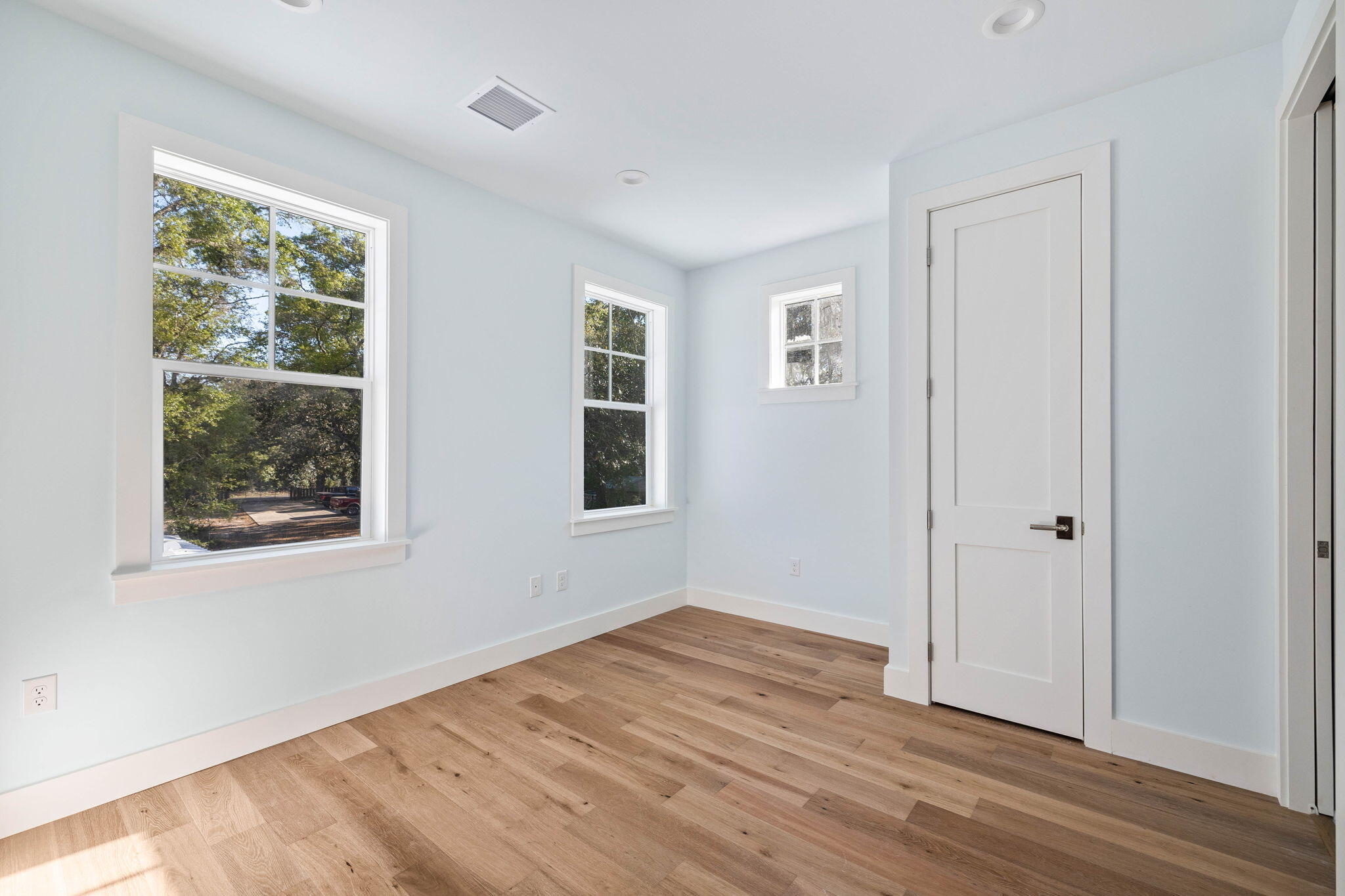 DAUGHETTES AMENDED - Residential