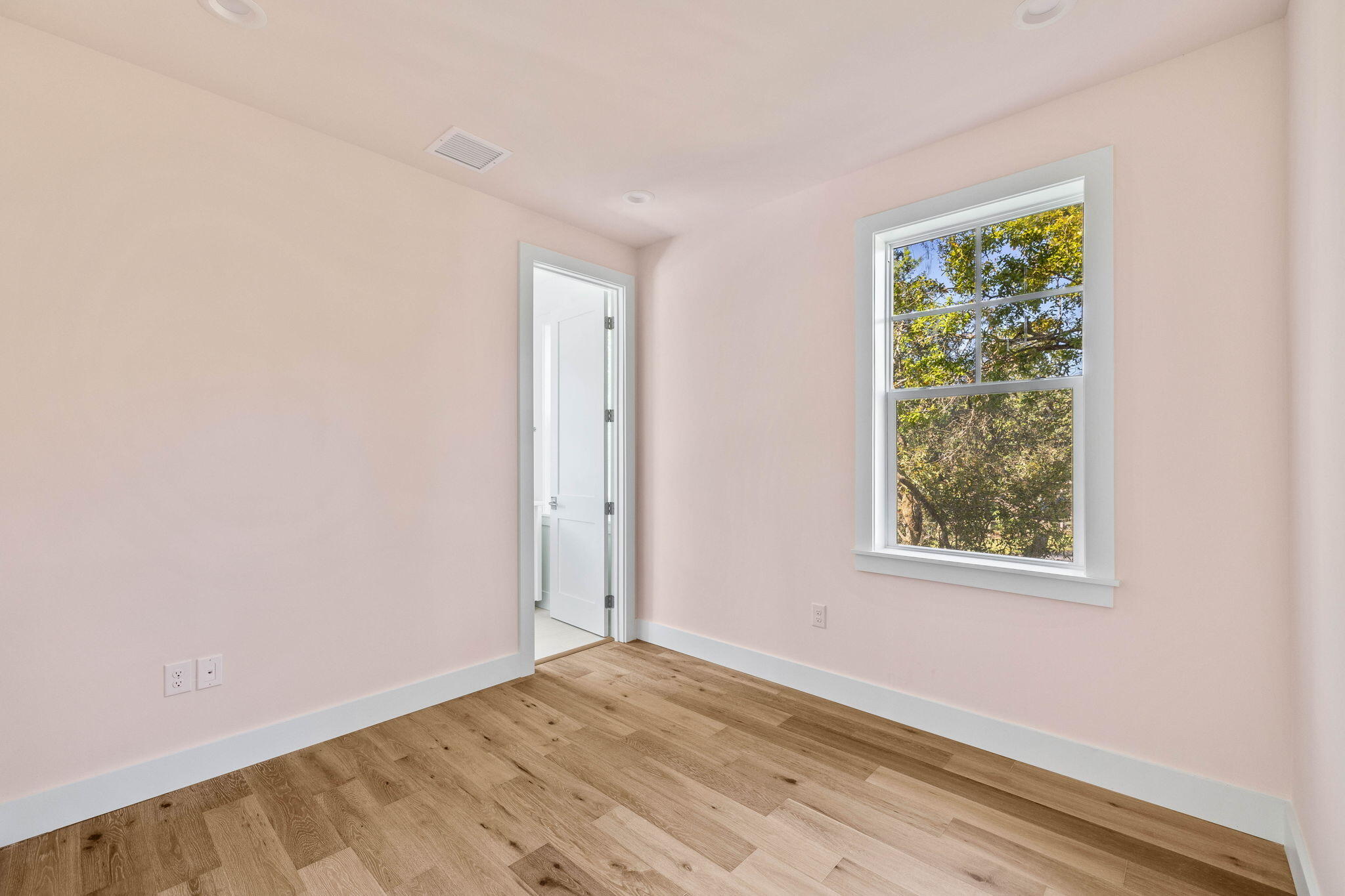 DAUGHETTES AMENDED - Residential