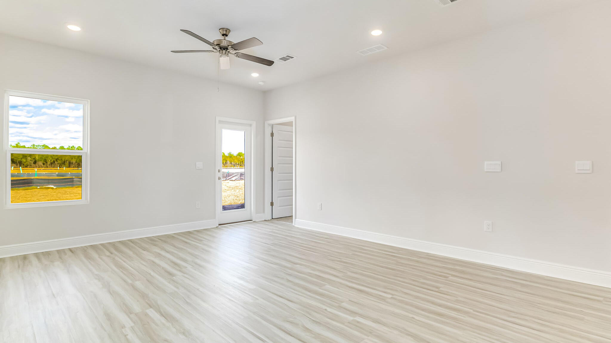 Waterside at East Bay - Residential
