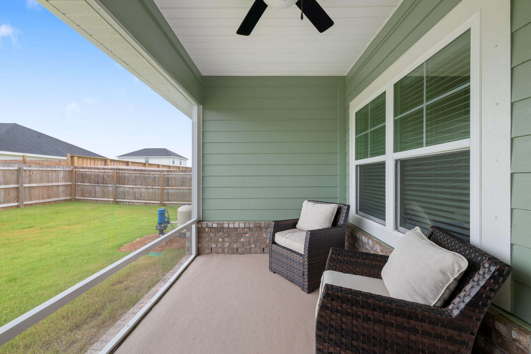 THE BLUFFS AT LAFAYETTE - Residential