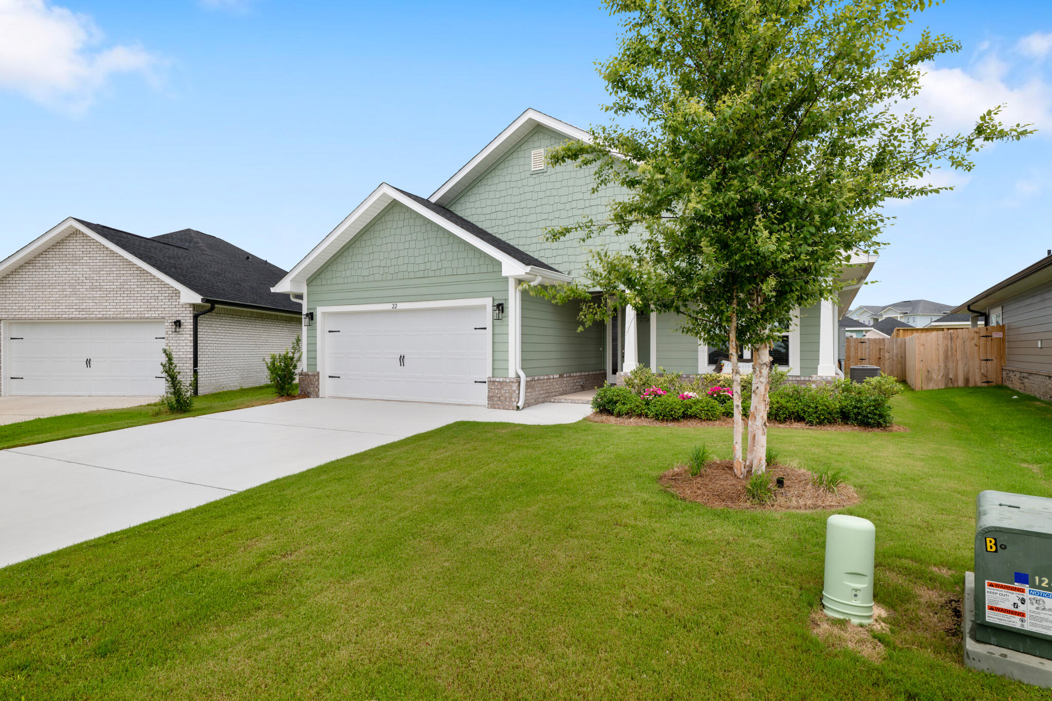 THE BLUFFS AT LAFAYETTE - Residential