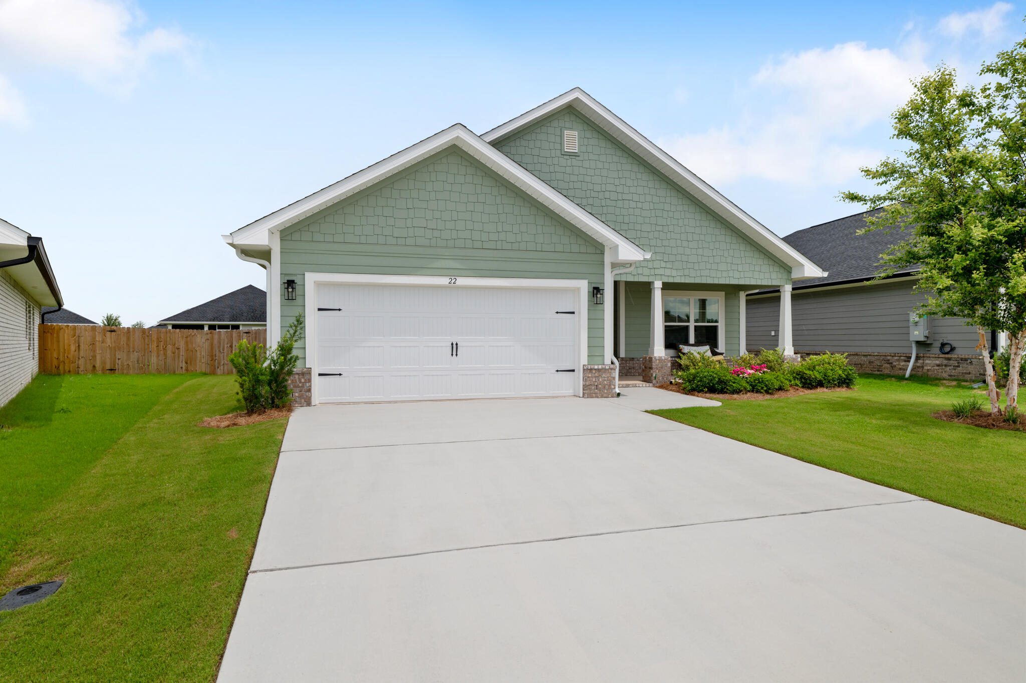 THE BLUFFS AT LAFAYETTE - Residential