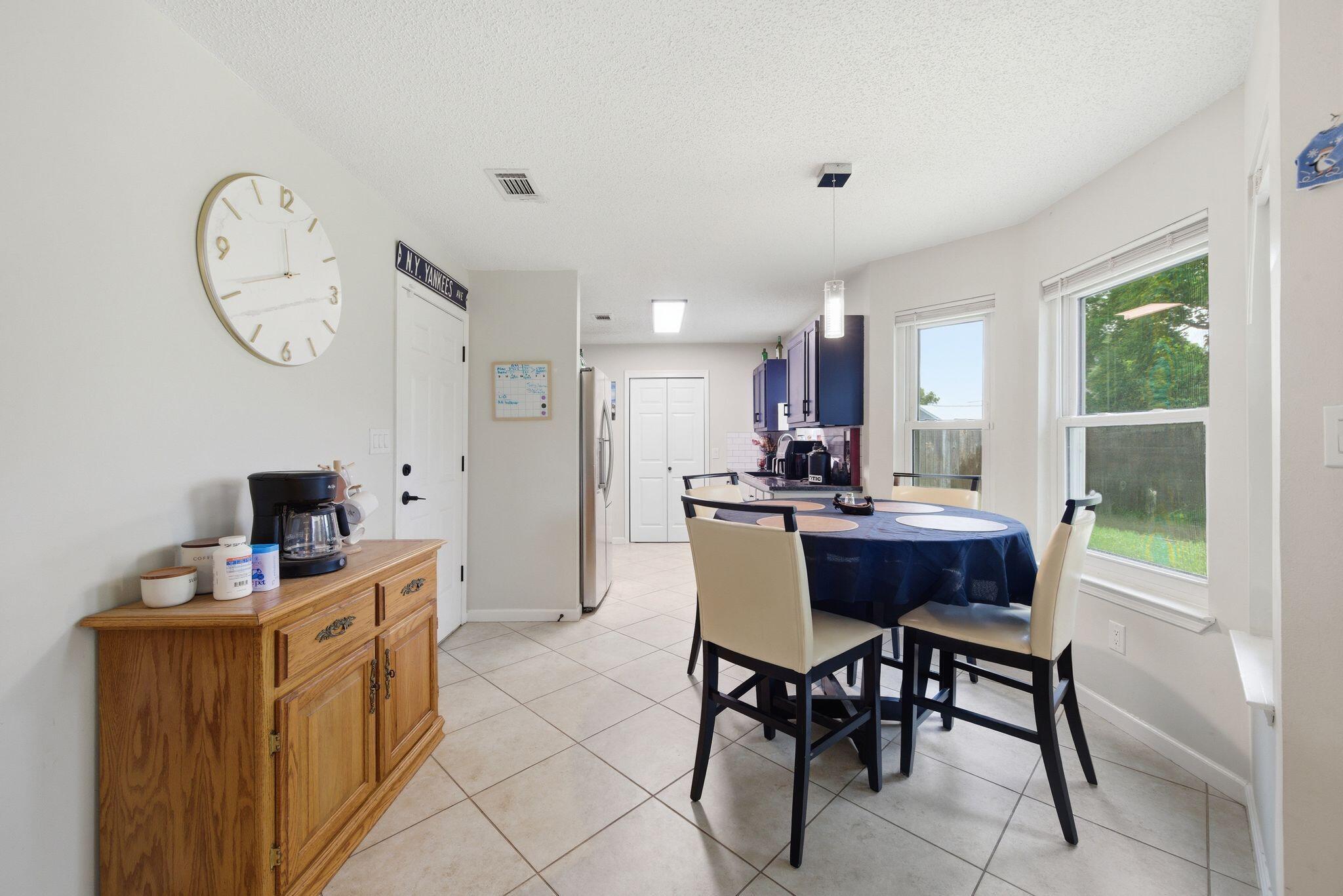 CARDINAL ESTATES - Residential