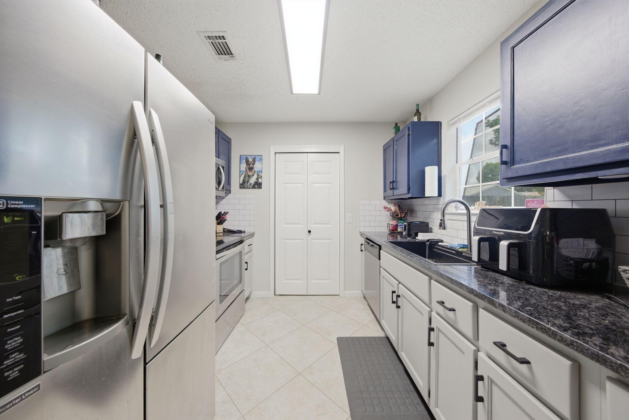 CARDINAL ESTATES - Residential