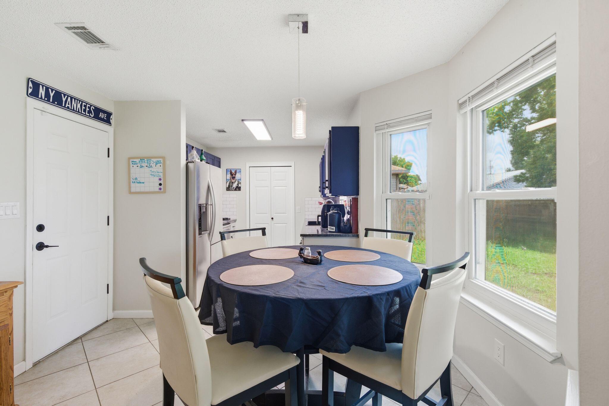 CARDINAL ESTATES - Residential