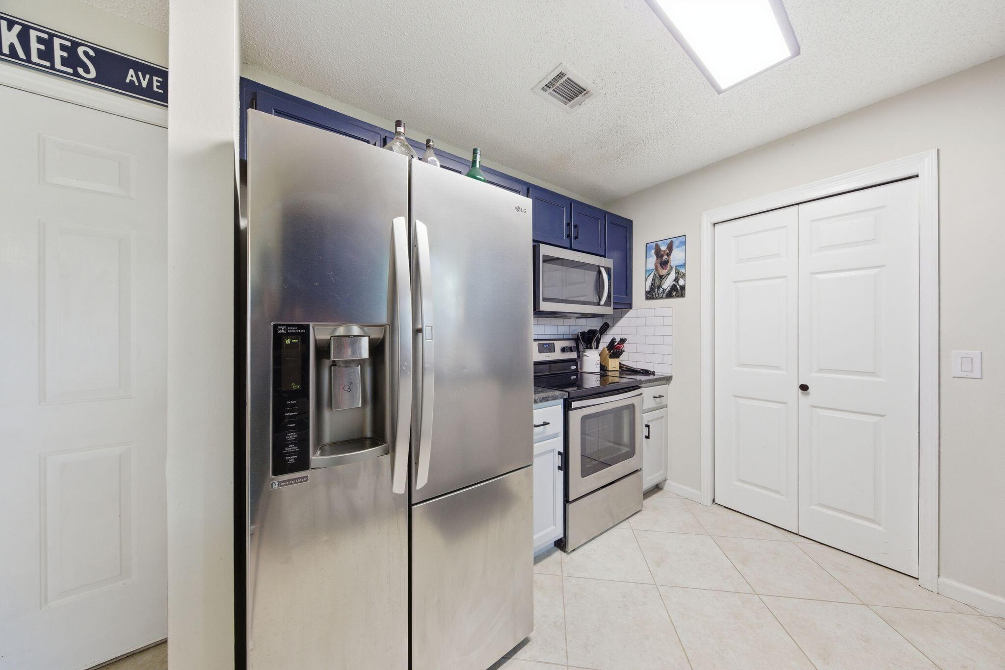 CARDINAL ESTATES - Residential