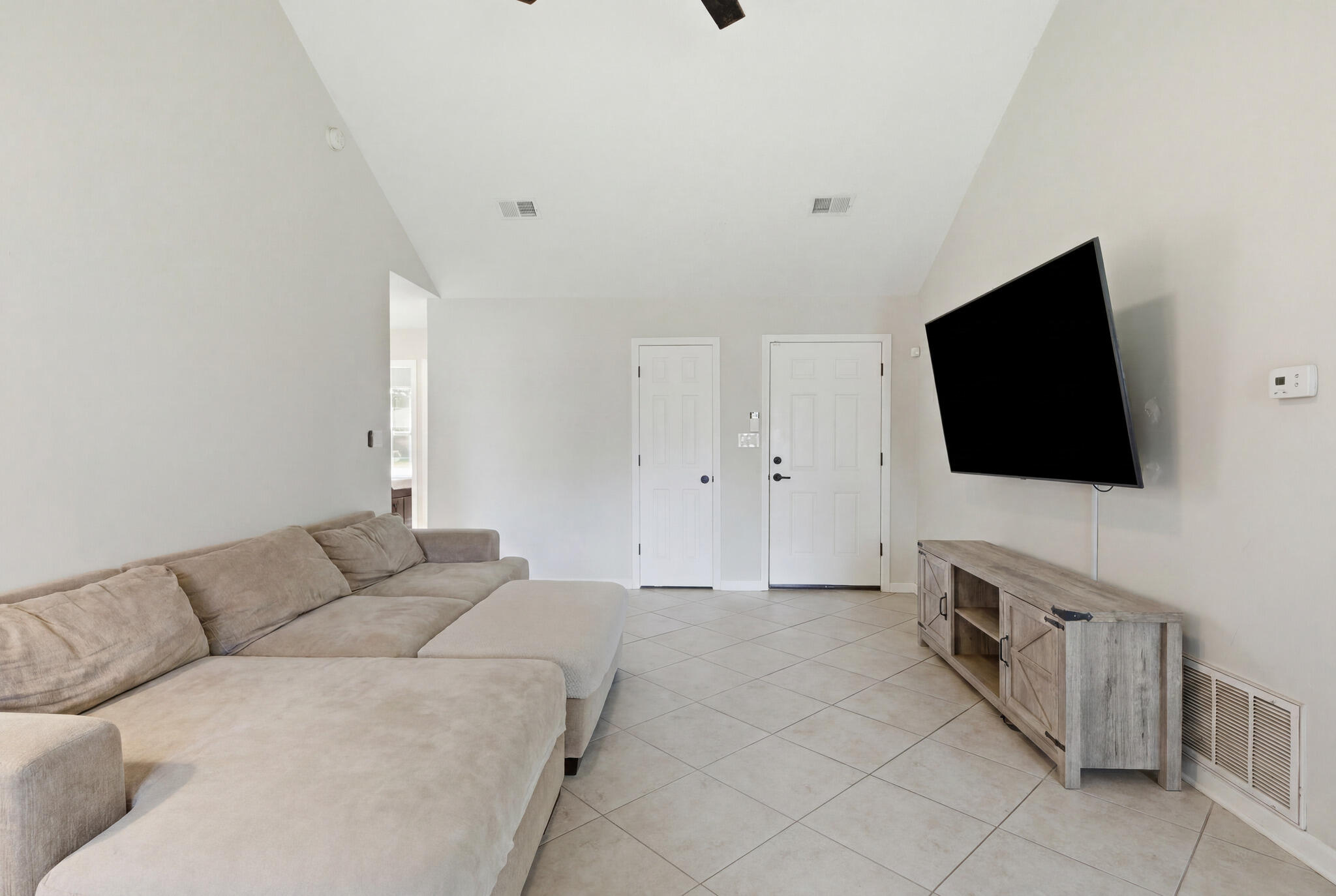 CARDINAL ESTATES - Residential