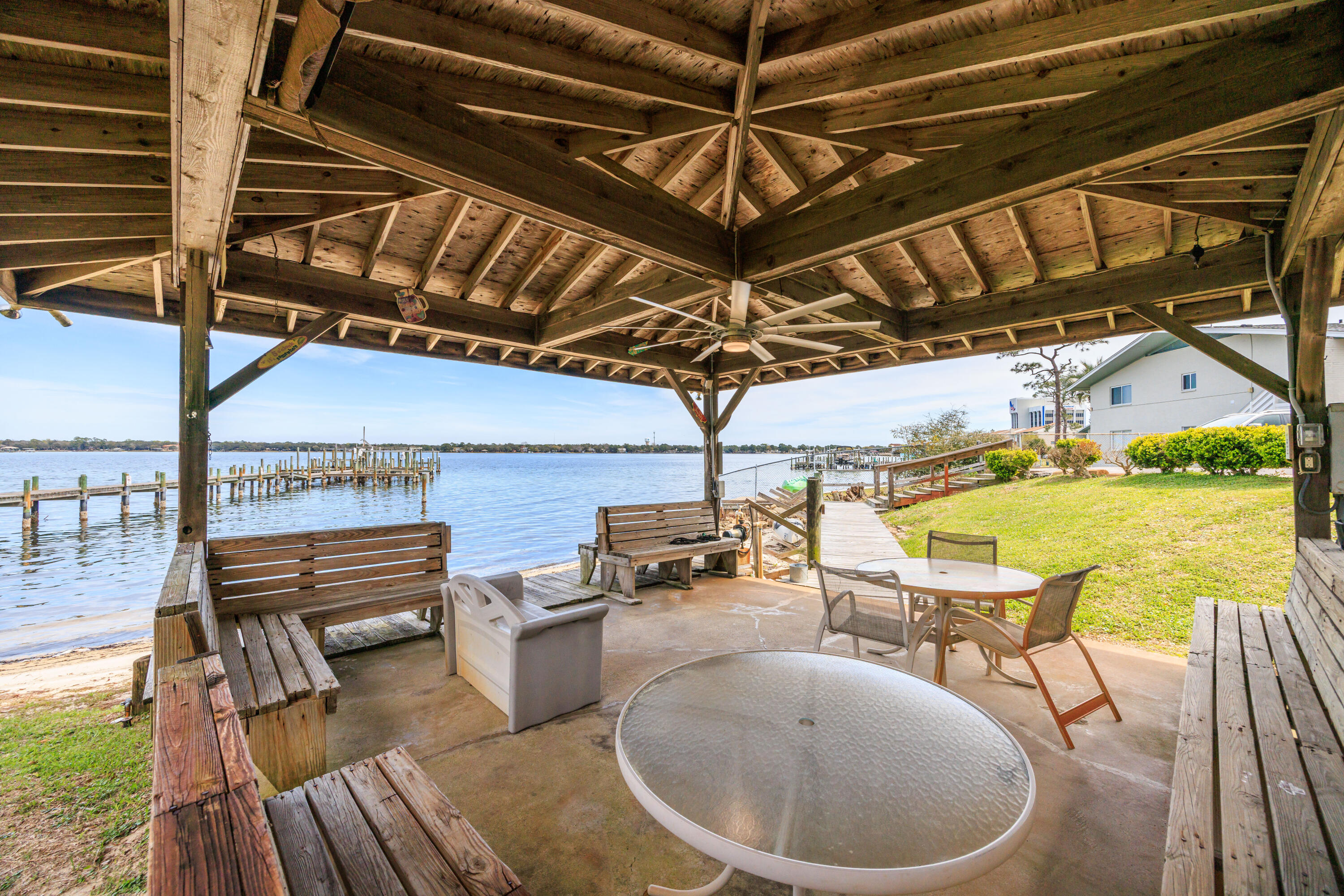 HARBOR T/H - Residential