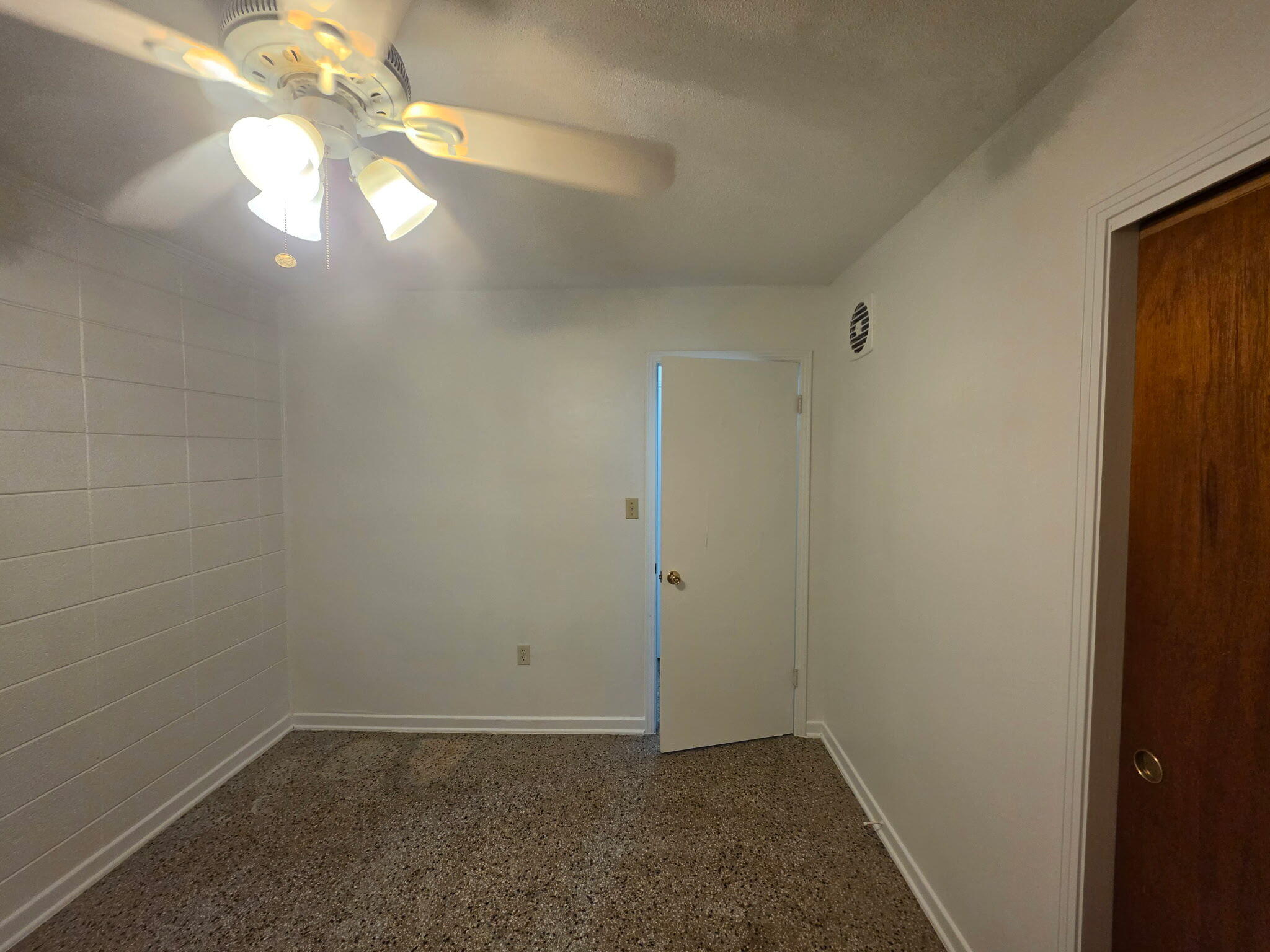 NA - Residential Lease