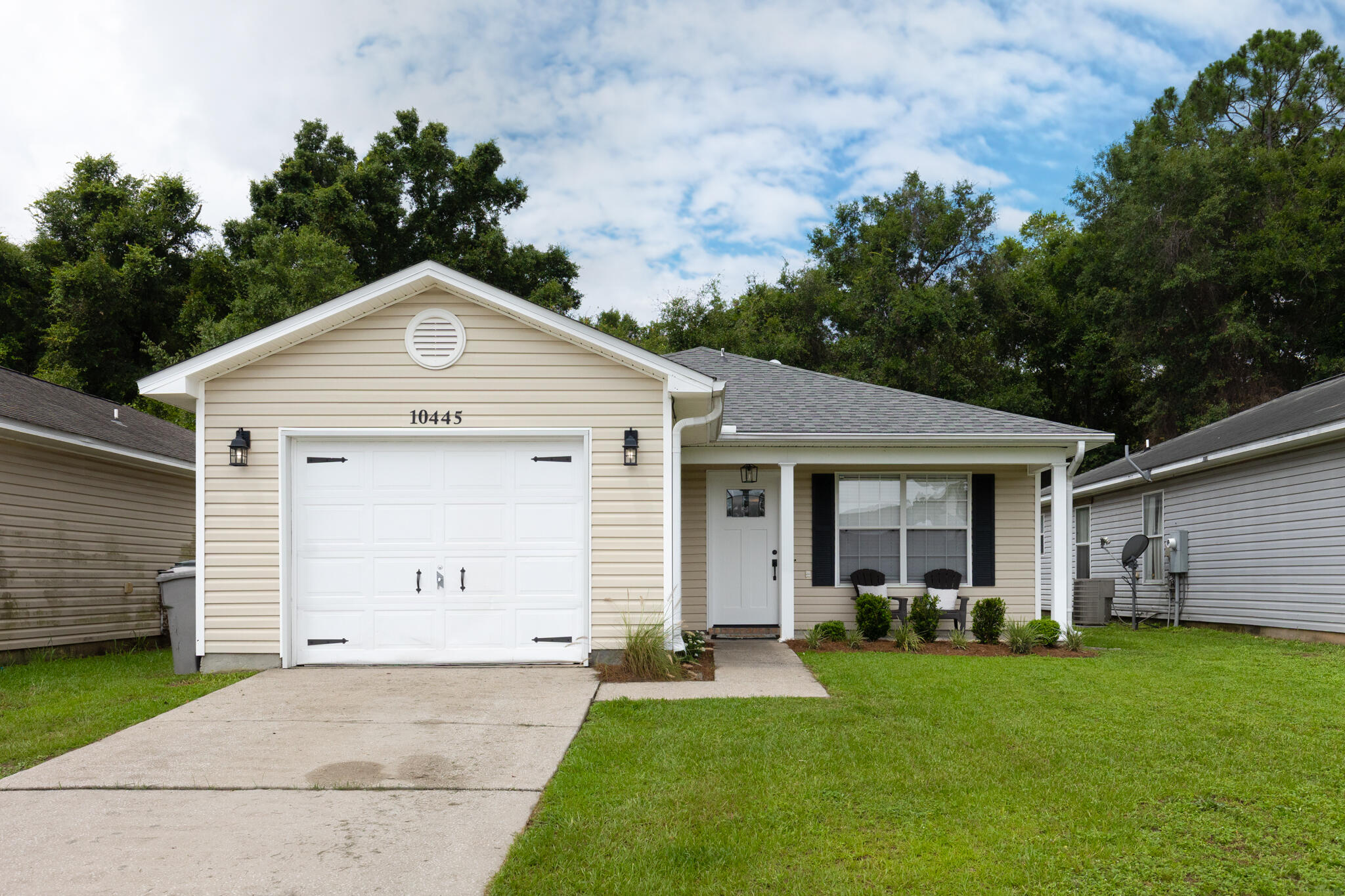 MAPLE OAKS WEST - Residential