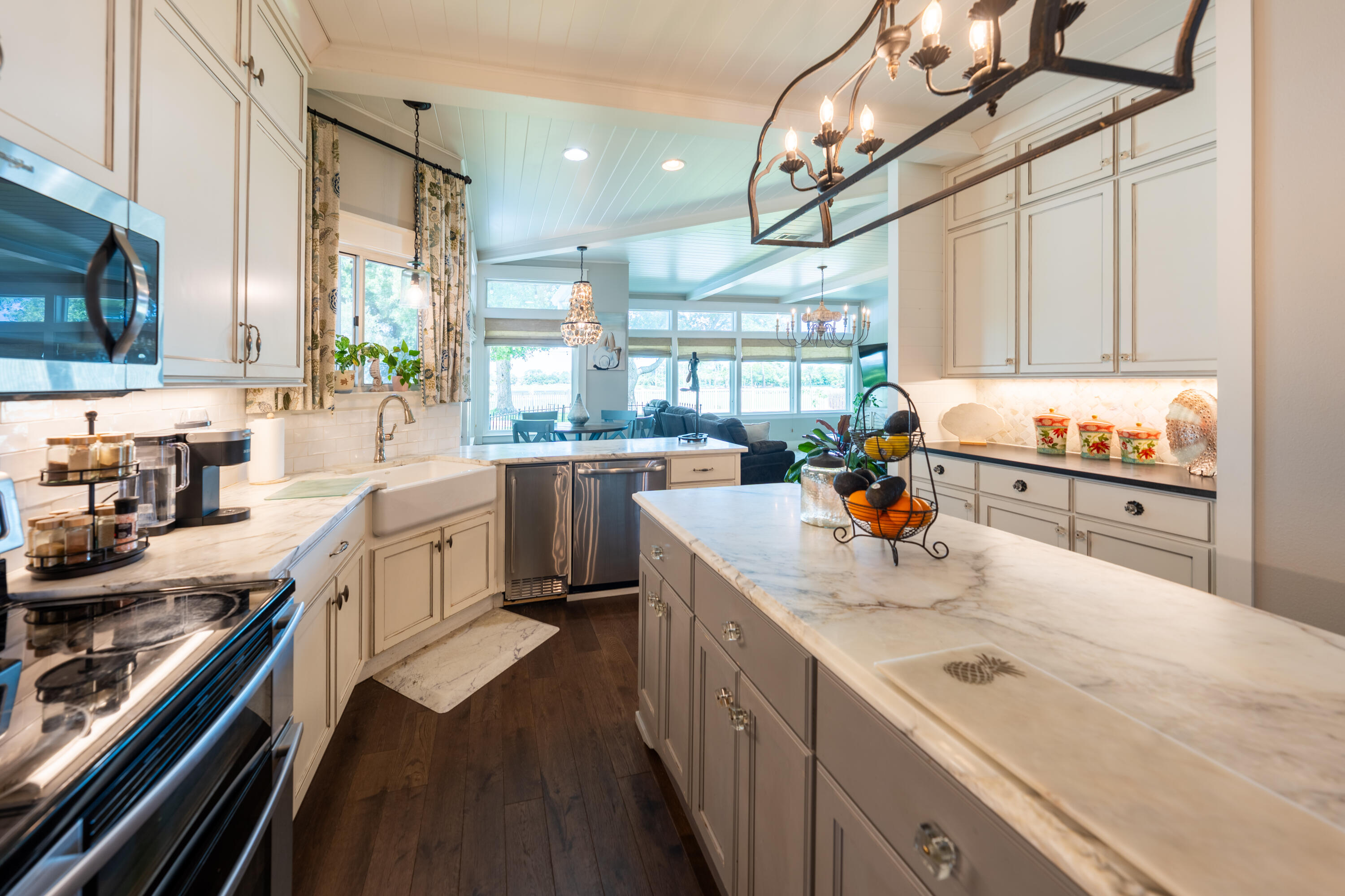 BAY POINT - Residential