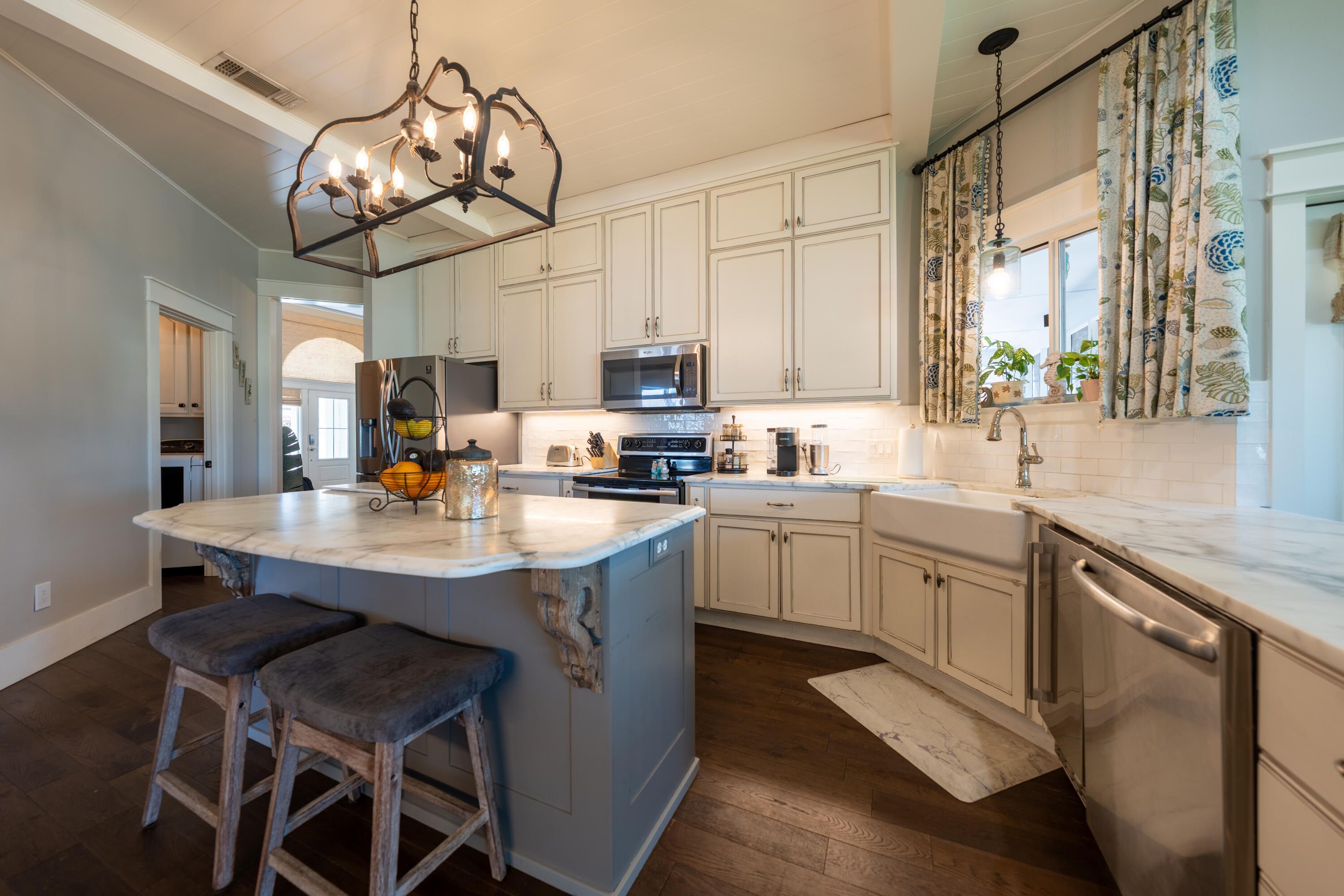 BAY POINT - Residential