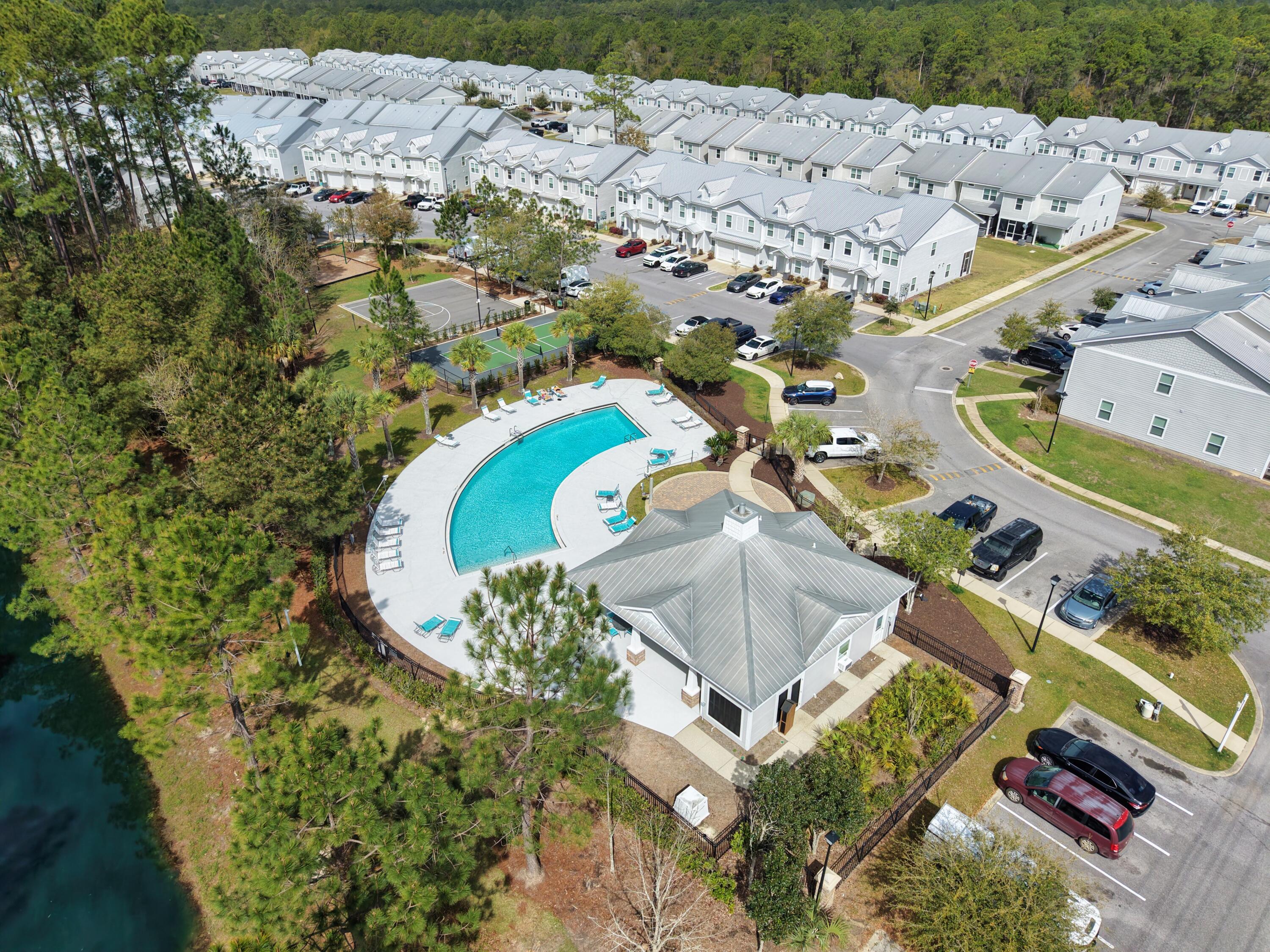 THE VERANDAS OF FREEPORT - Residential