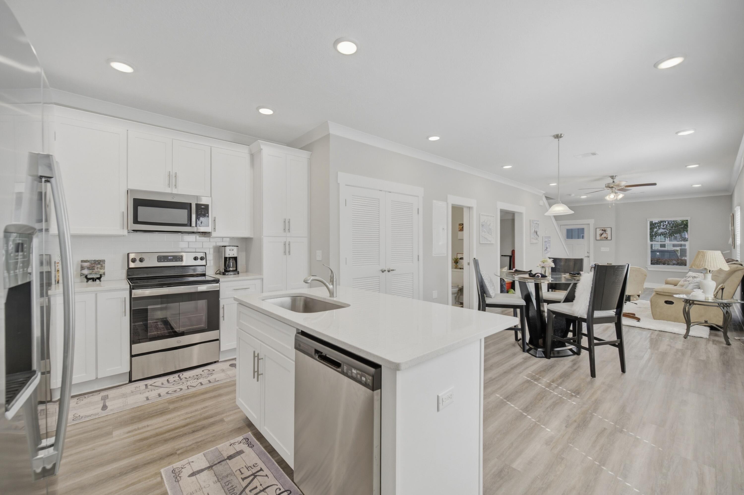 THE VERANDAS OF FREEPORT - Residential