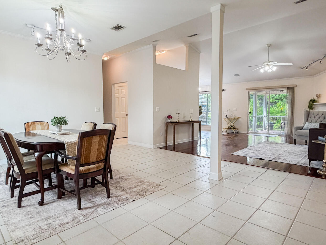 INDIAN LAKE - Residential