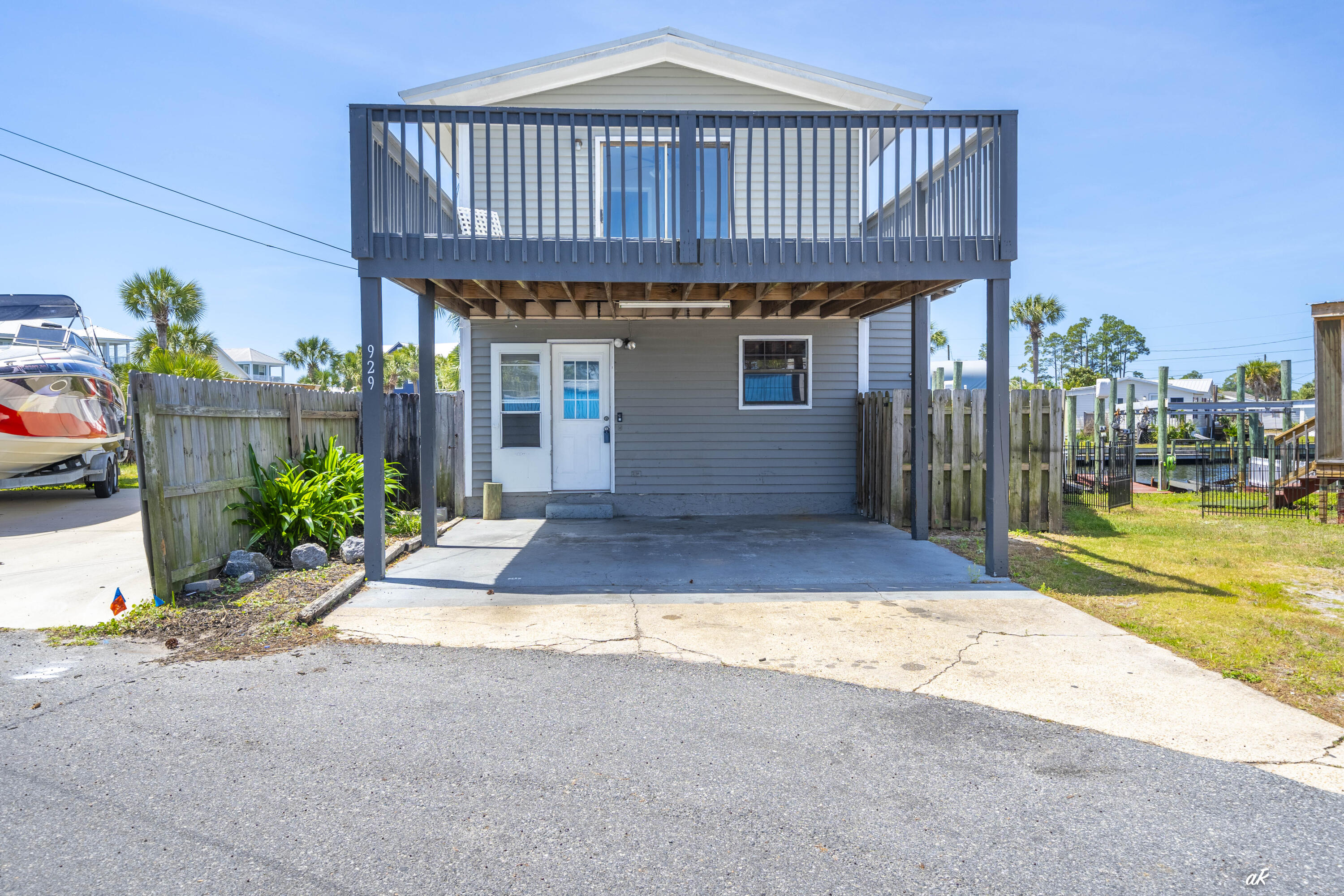 BAYSIDE PARK UNIT 1 - Residential
