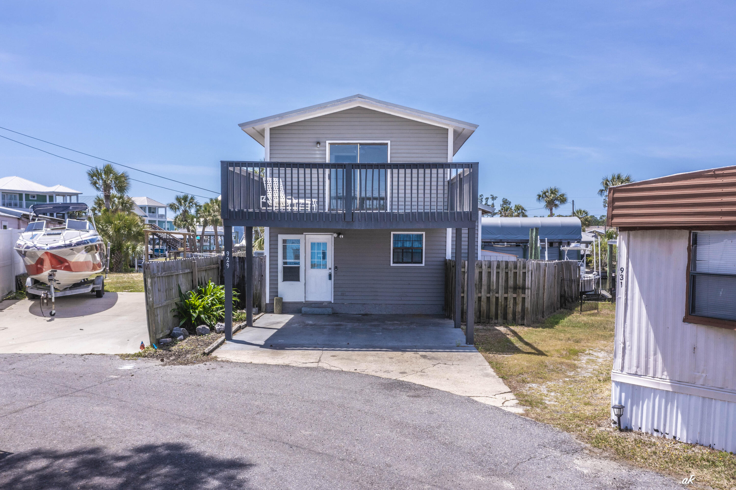 BAYSIDE PARK UNIT 1 - Residential