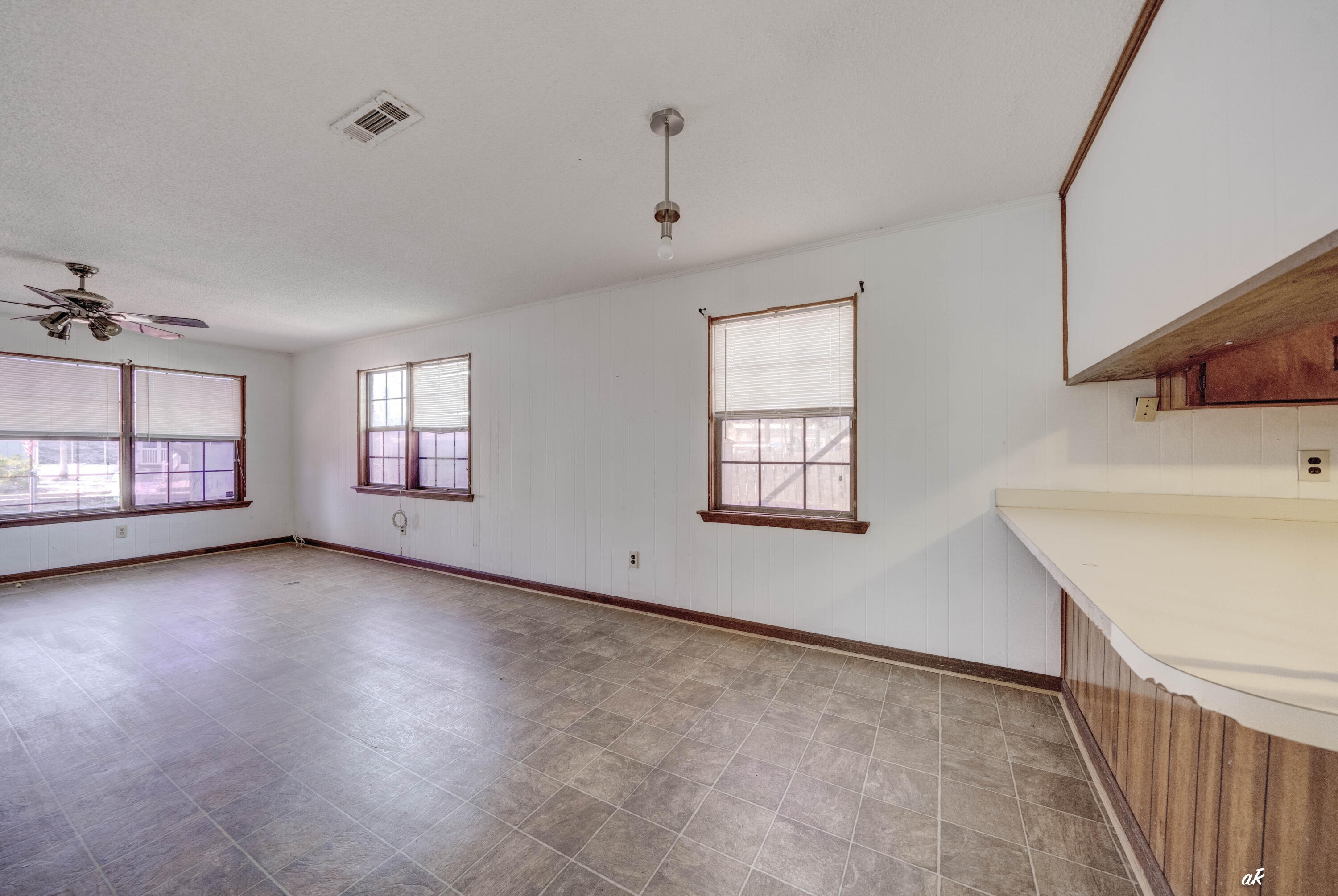 BAYSIDE PARK UNIT 1 - Residential