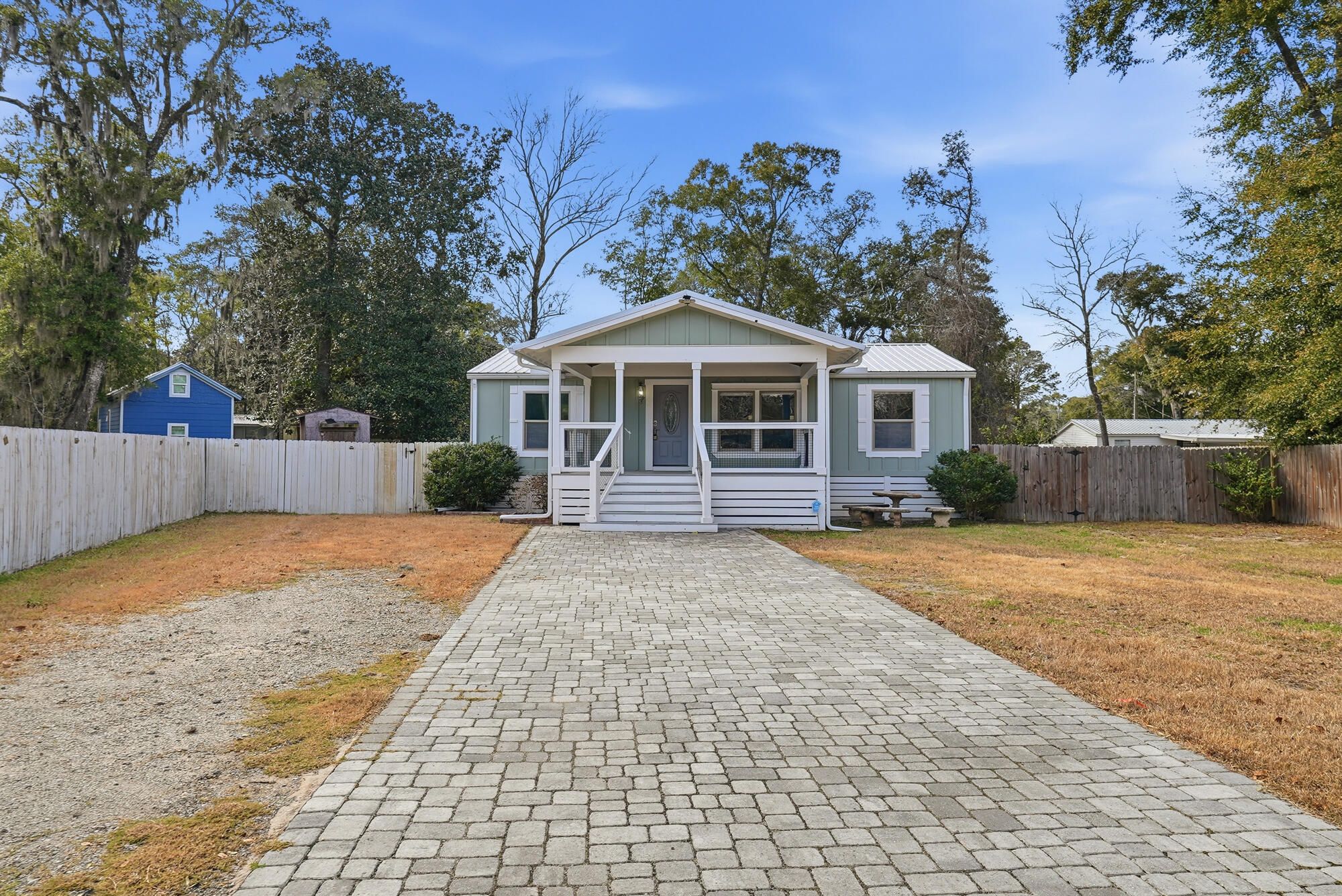 Lot 125 MAGNOLIA BAYES S/D PB 8-56 OR 3060-4632 OR 3108-3493 - Residential