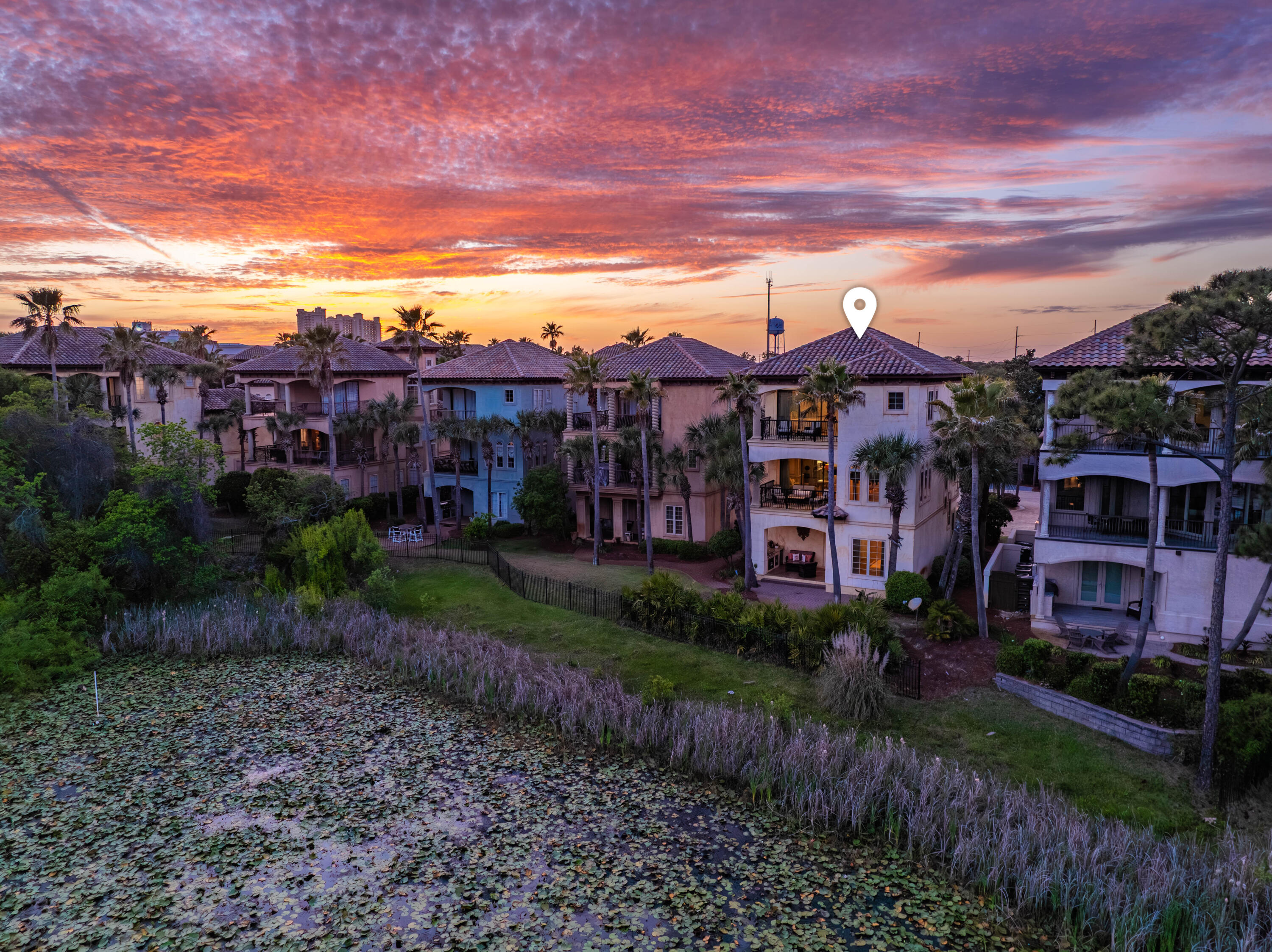 SAINT TROPEZ - Residential