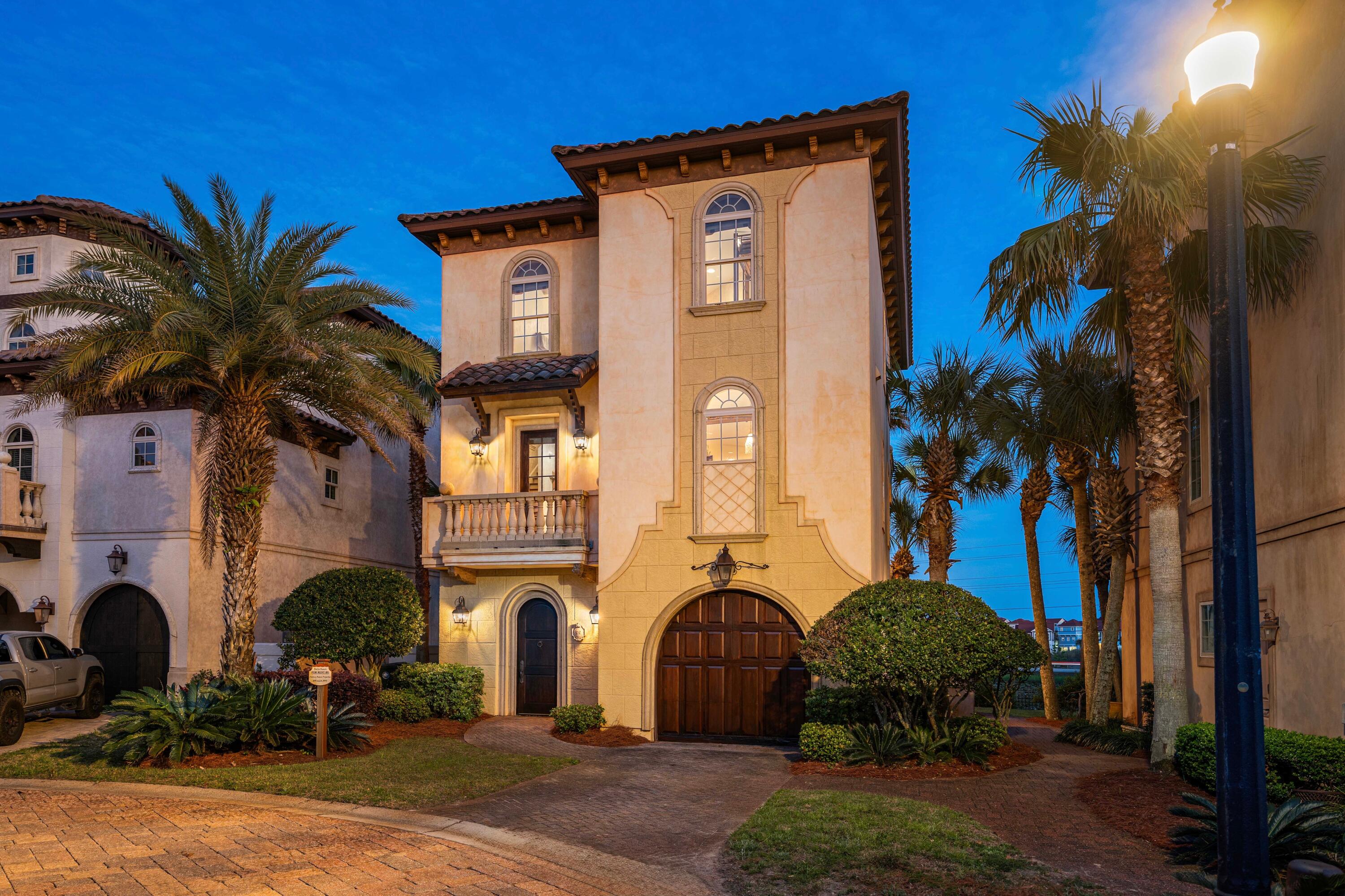 SAINT TROPEZ - Residential