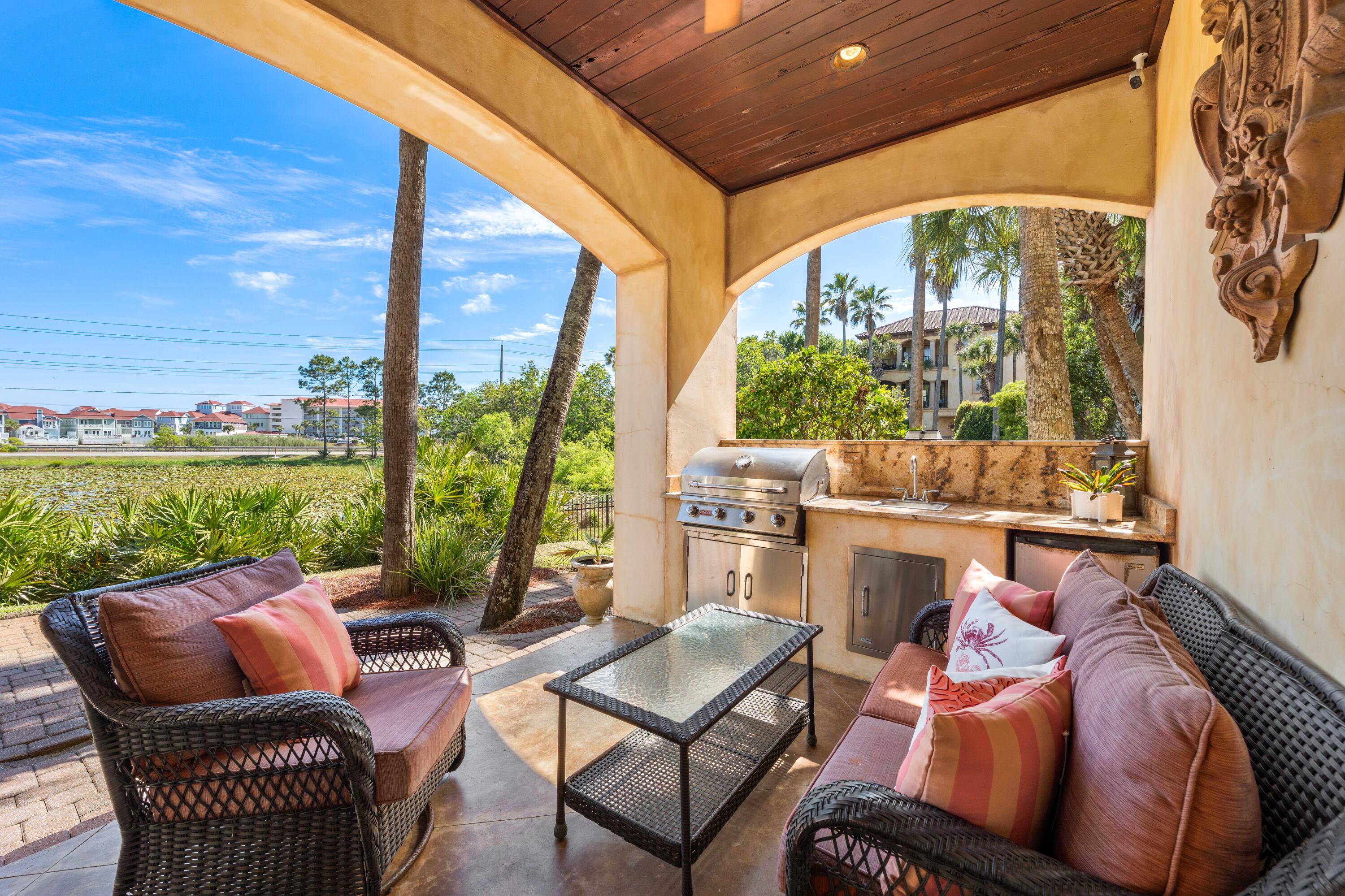 SAINT TROPEZ - Residential