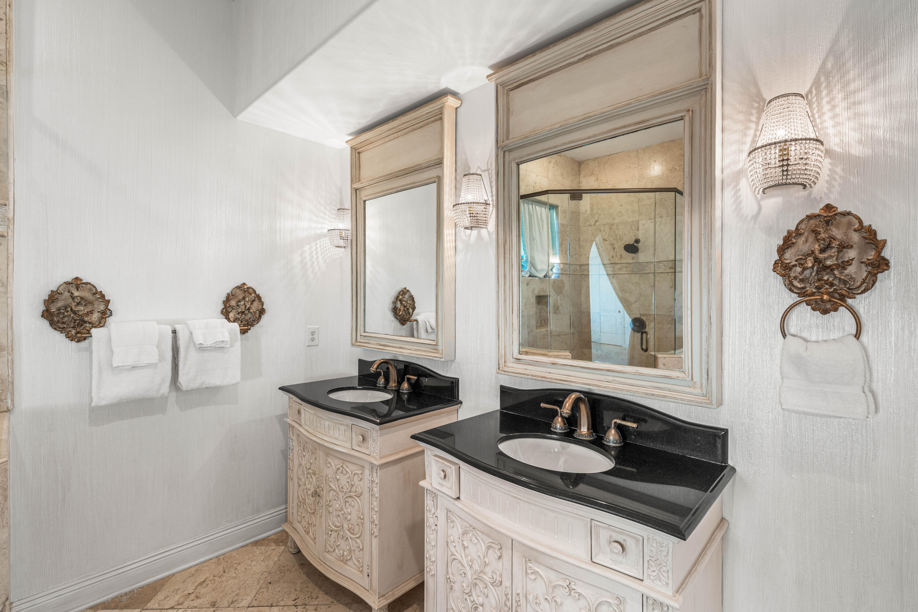 SAINT TROPEZ - Residential