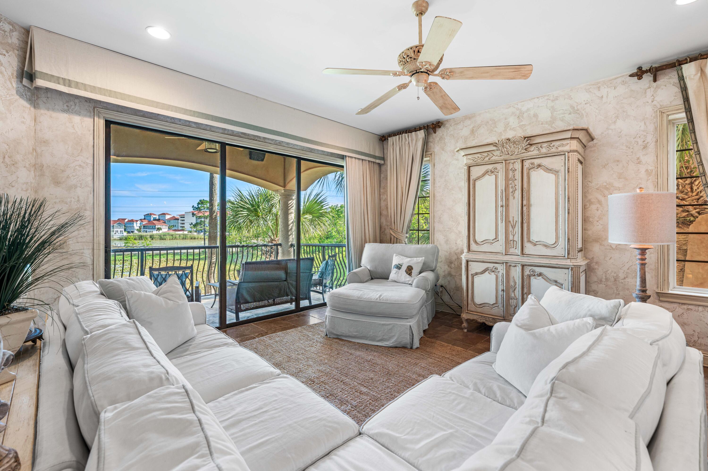 SAINT TROPEZ - Residential