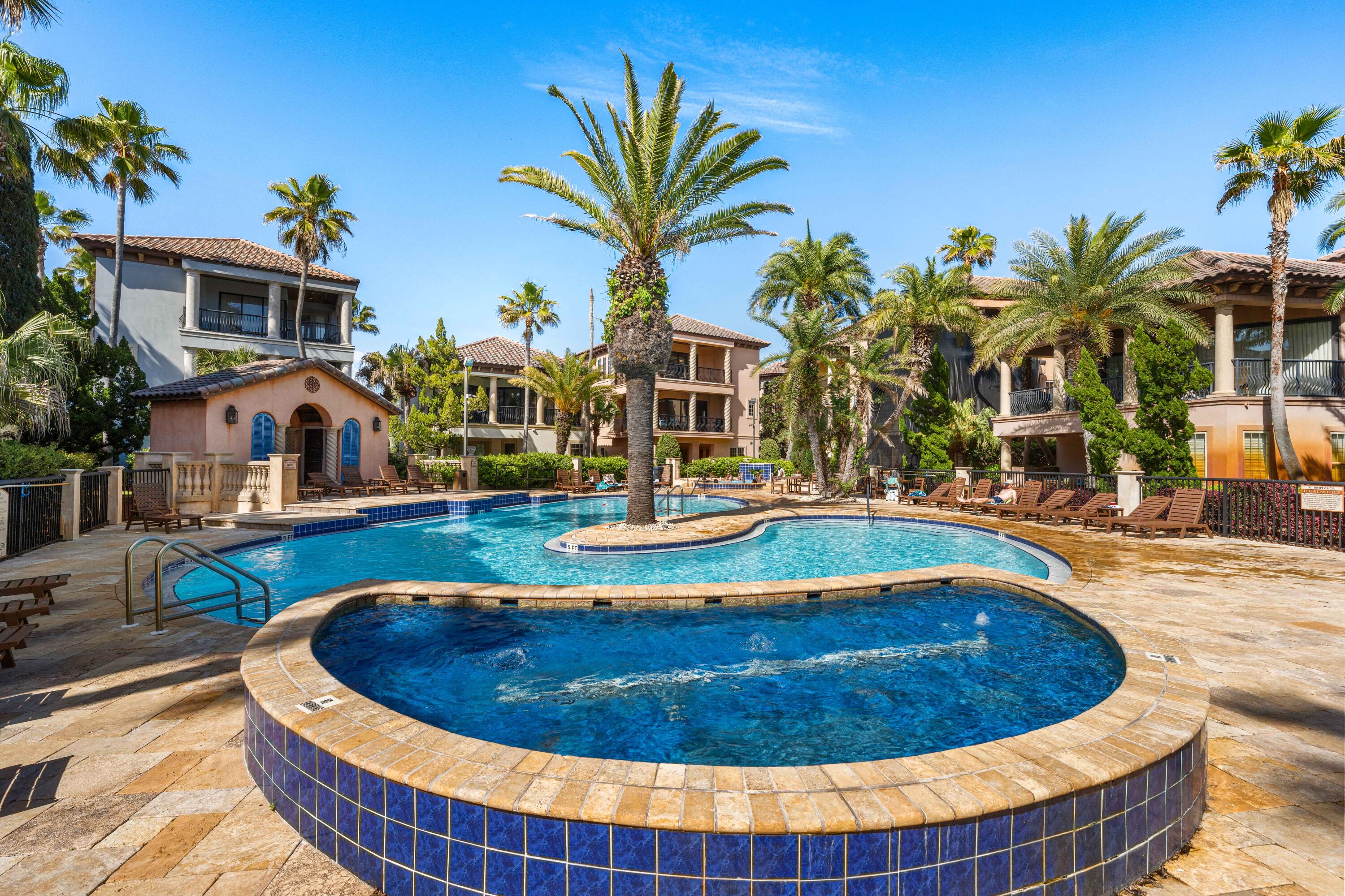 SAINT TROPEZ - Residential