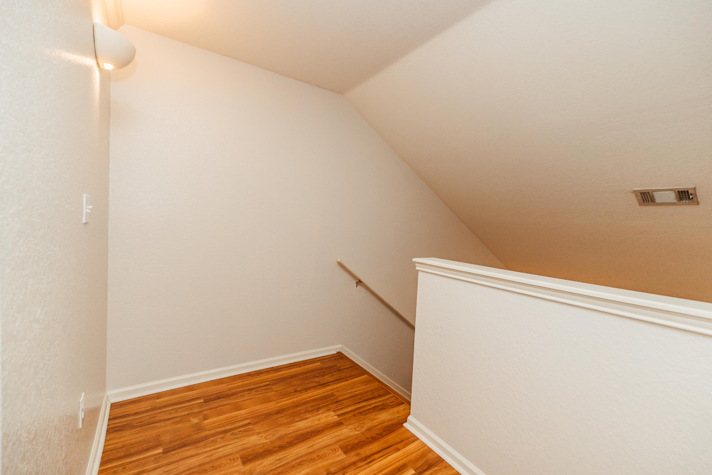 QUAIL LAKE - Residential Lease