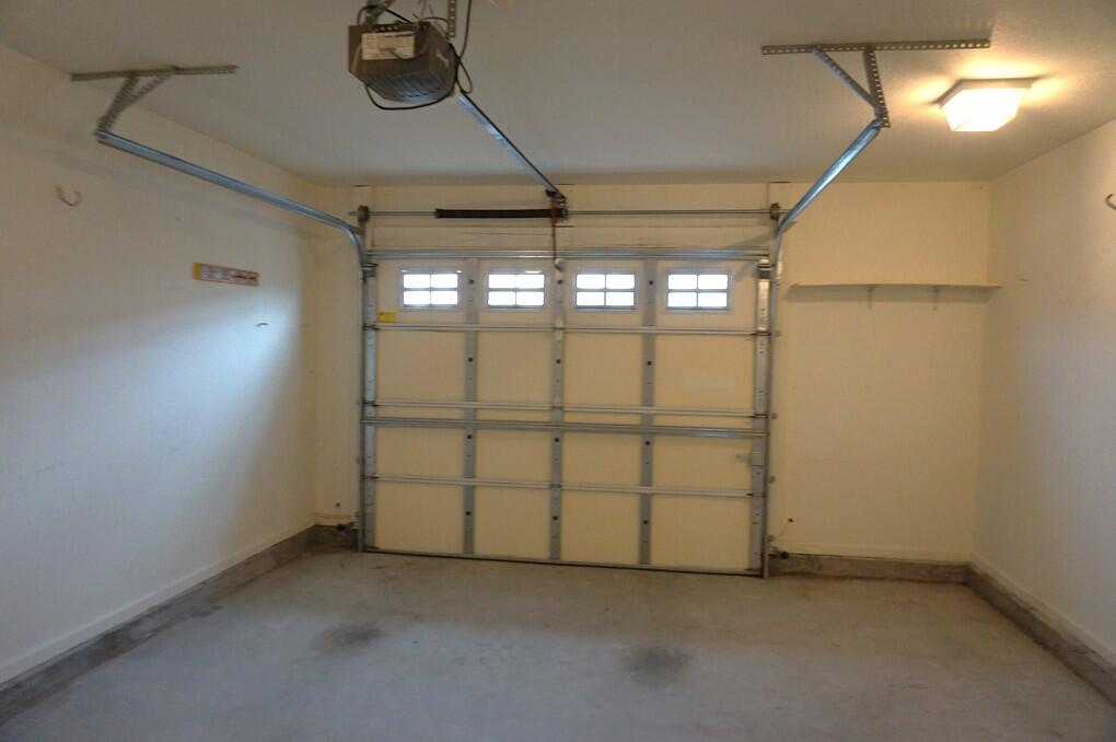 QUAIL LAKE - Residential Lease