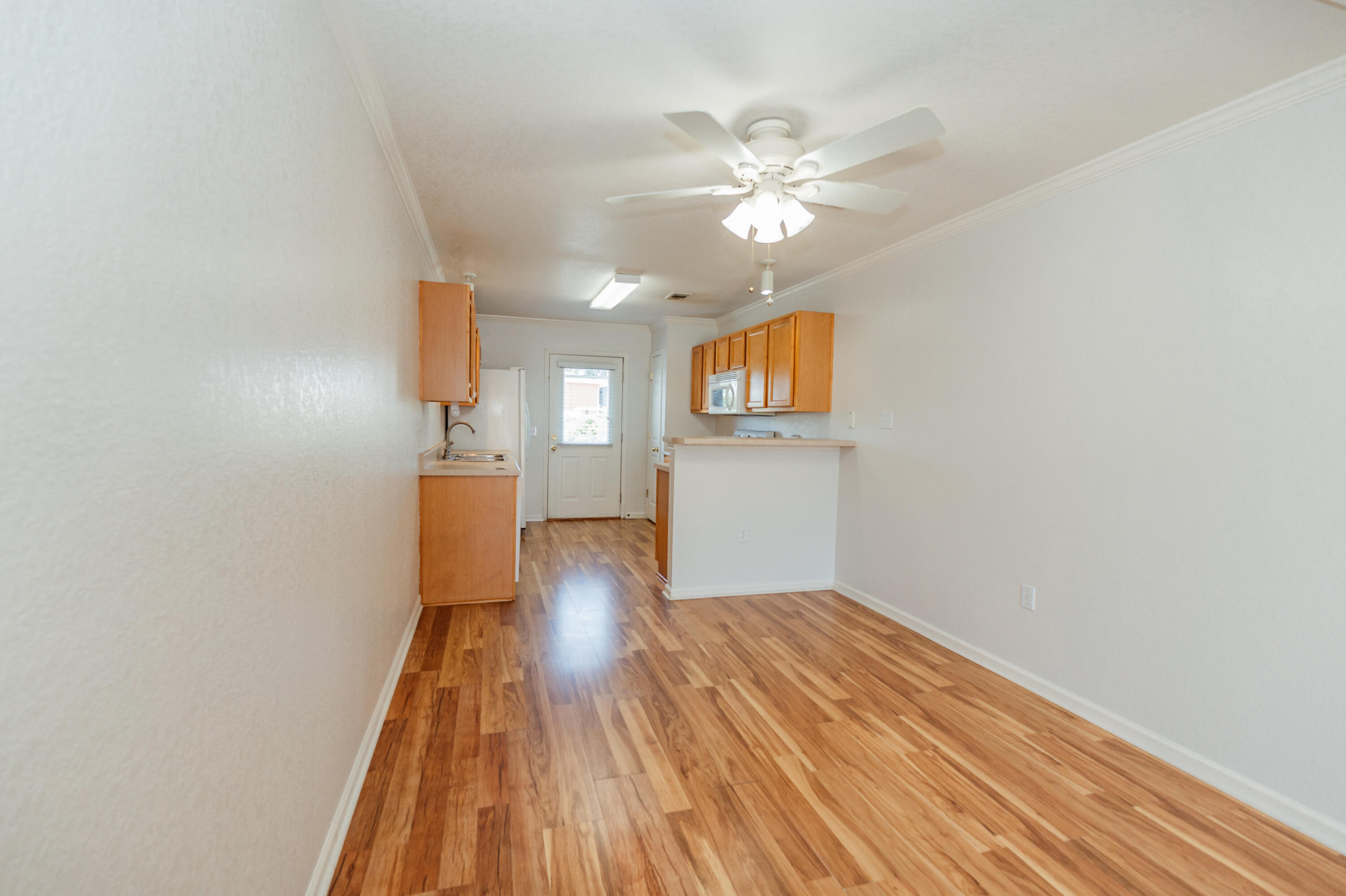 QUAIL LAKE - Residential Lease