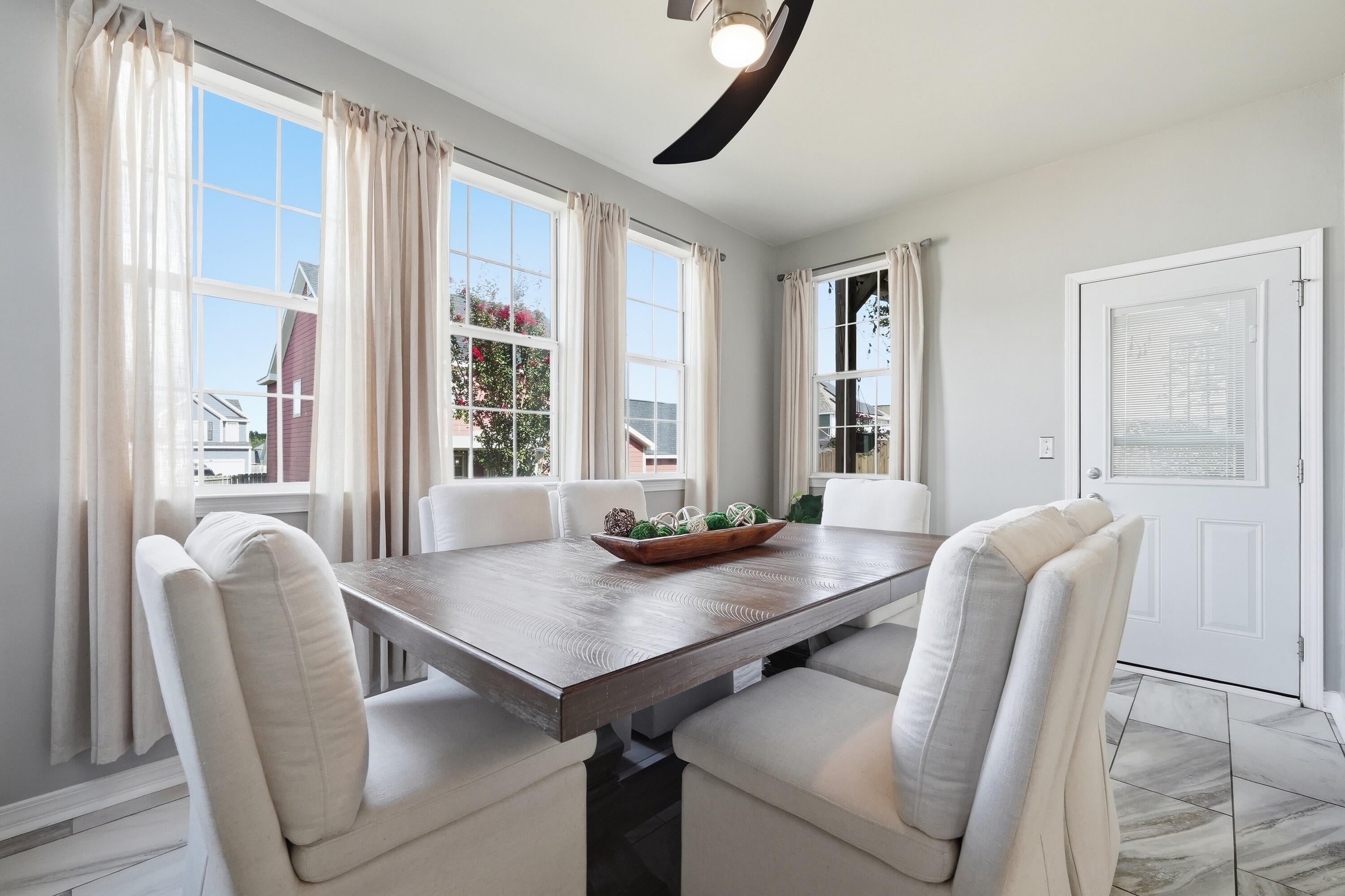 SANDY RIDGE ESTATES - Residential