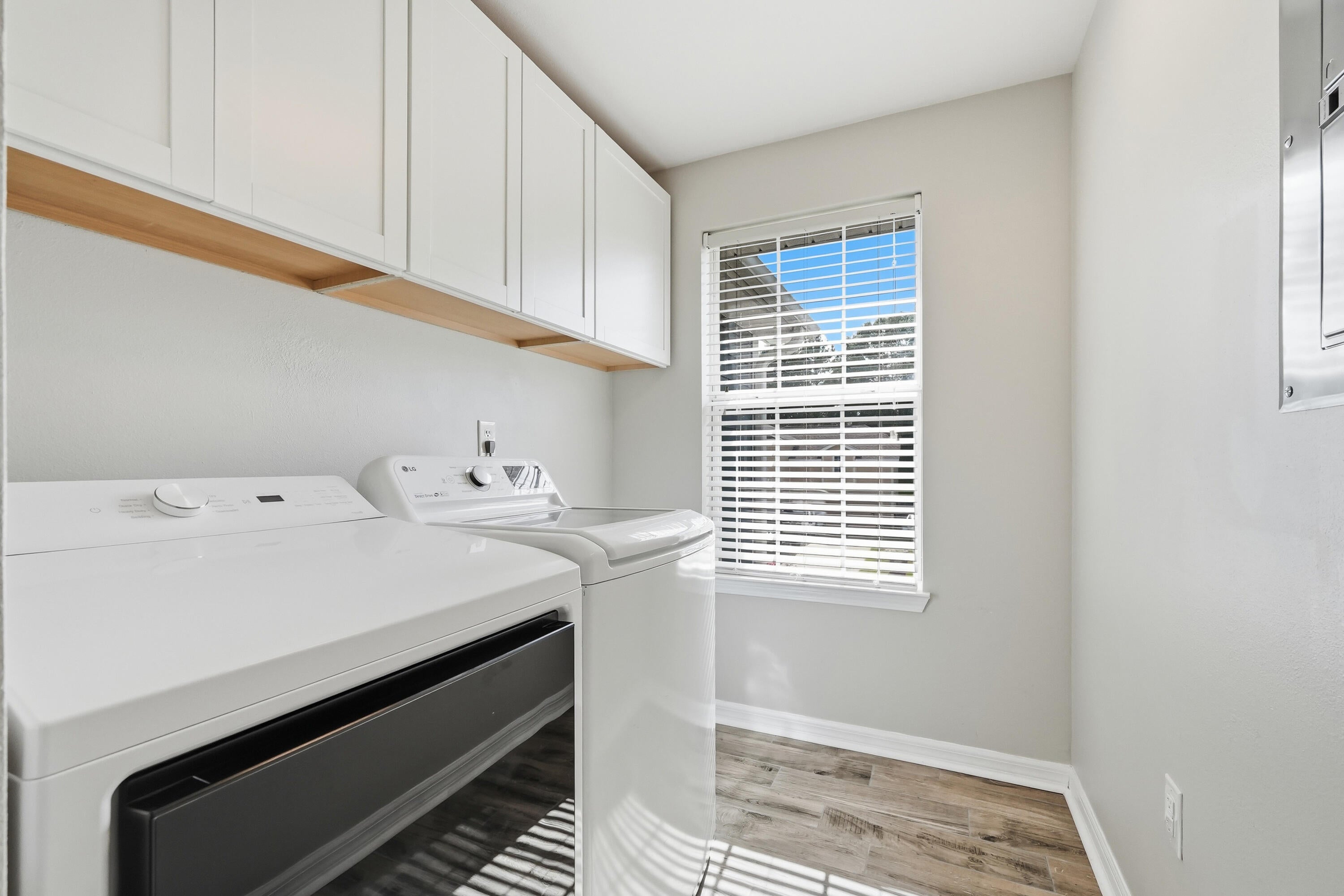 SANDY RIDGE ESTATES - Residential