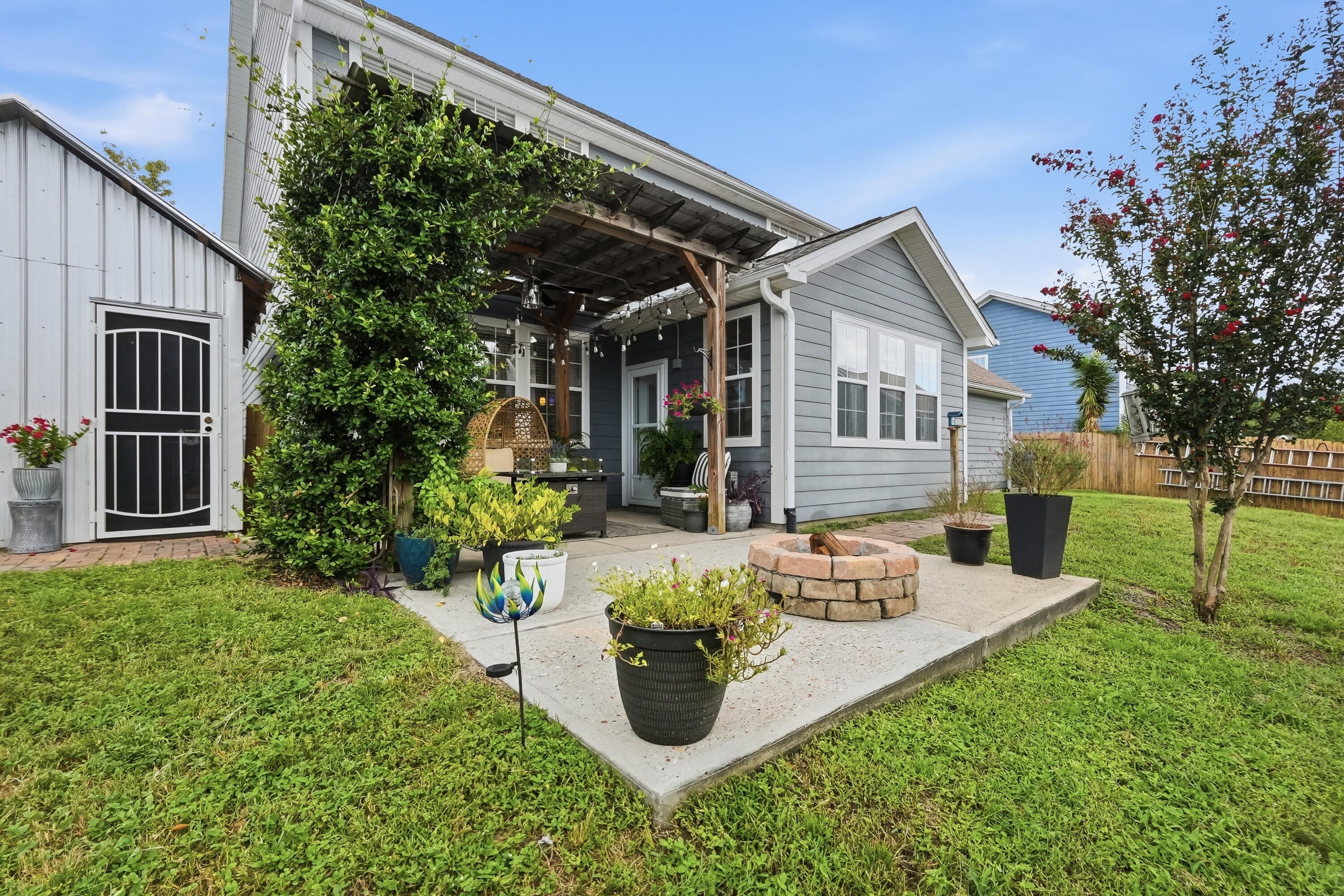 SANDY RIDGE ESTATES - Residential