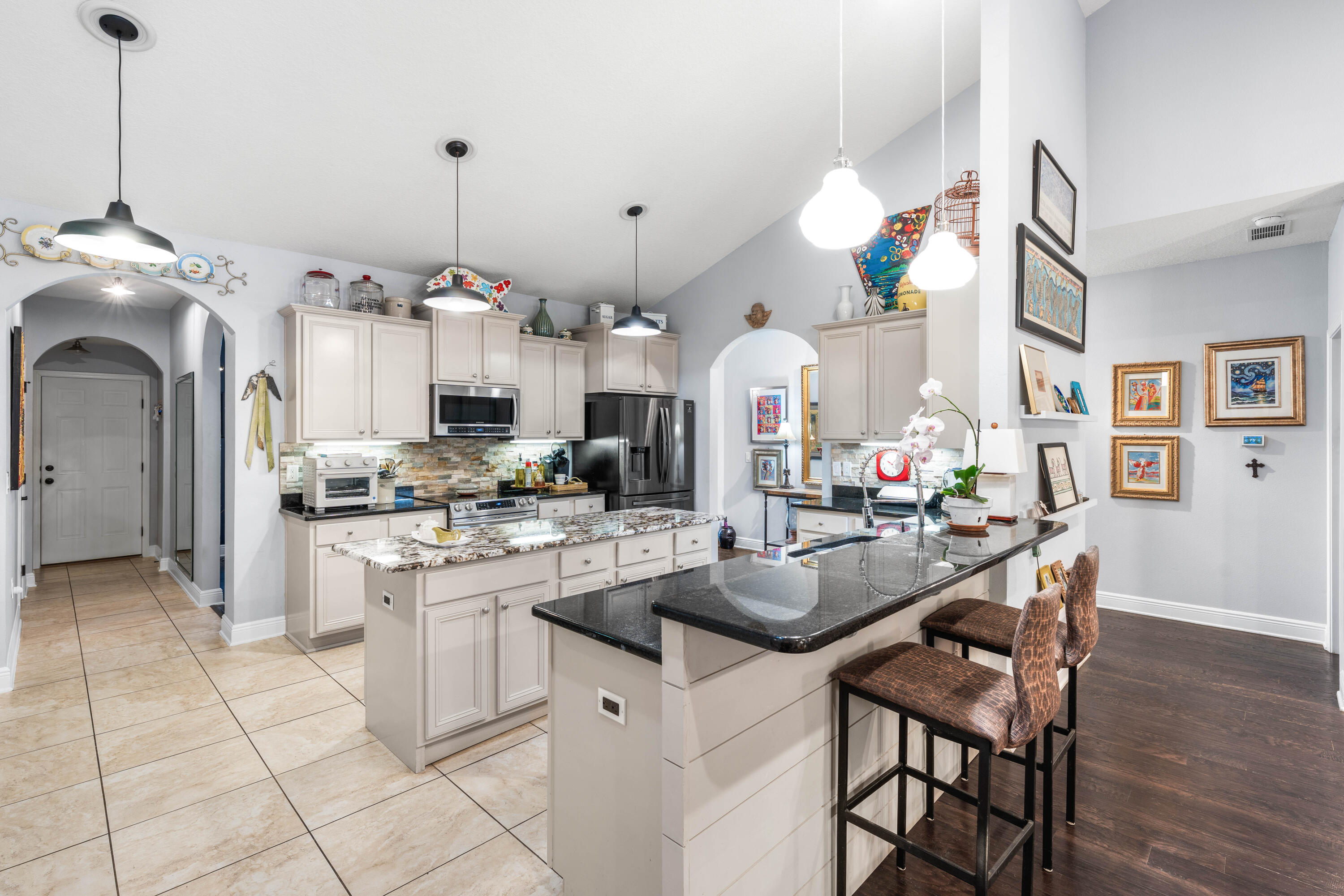 MUSSETT BAYOU ESTATES - Residential