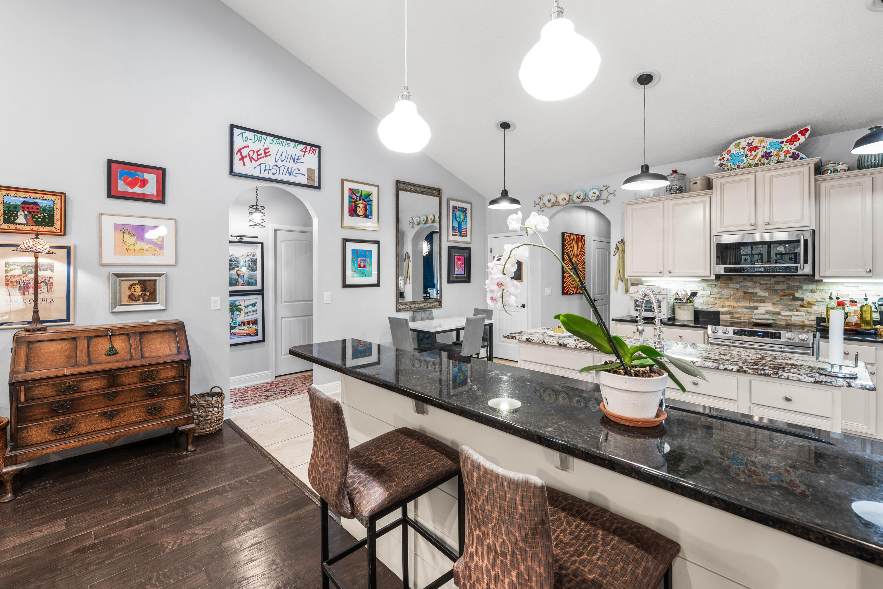 MUSSETT BAYOU ESTATES - Residential