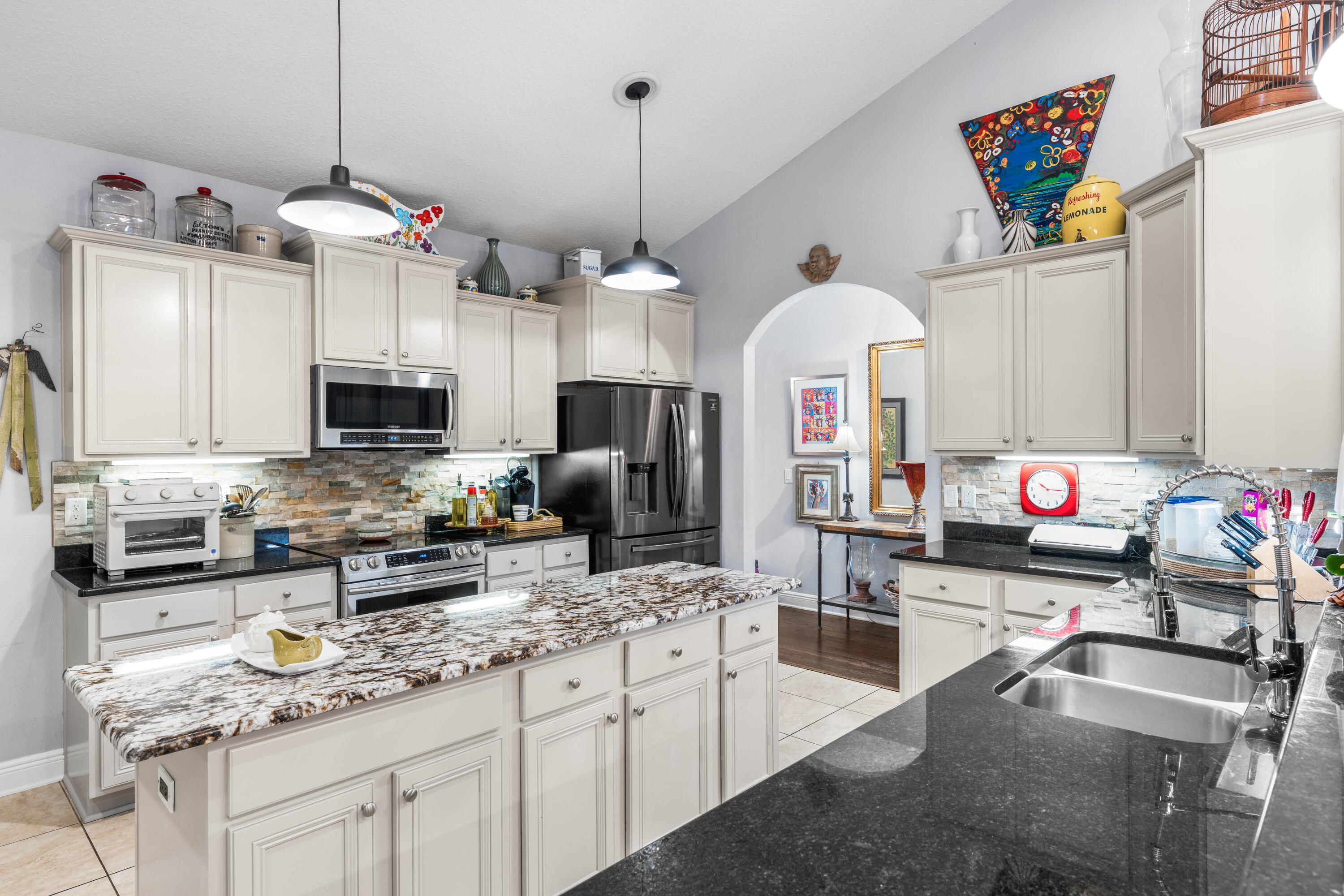 MUSSETT BAYOU ESTATES - Residential