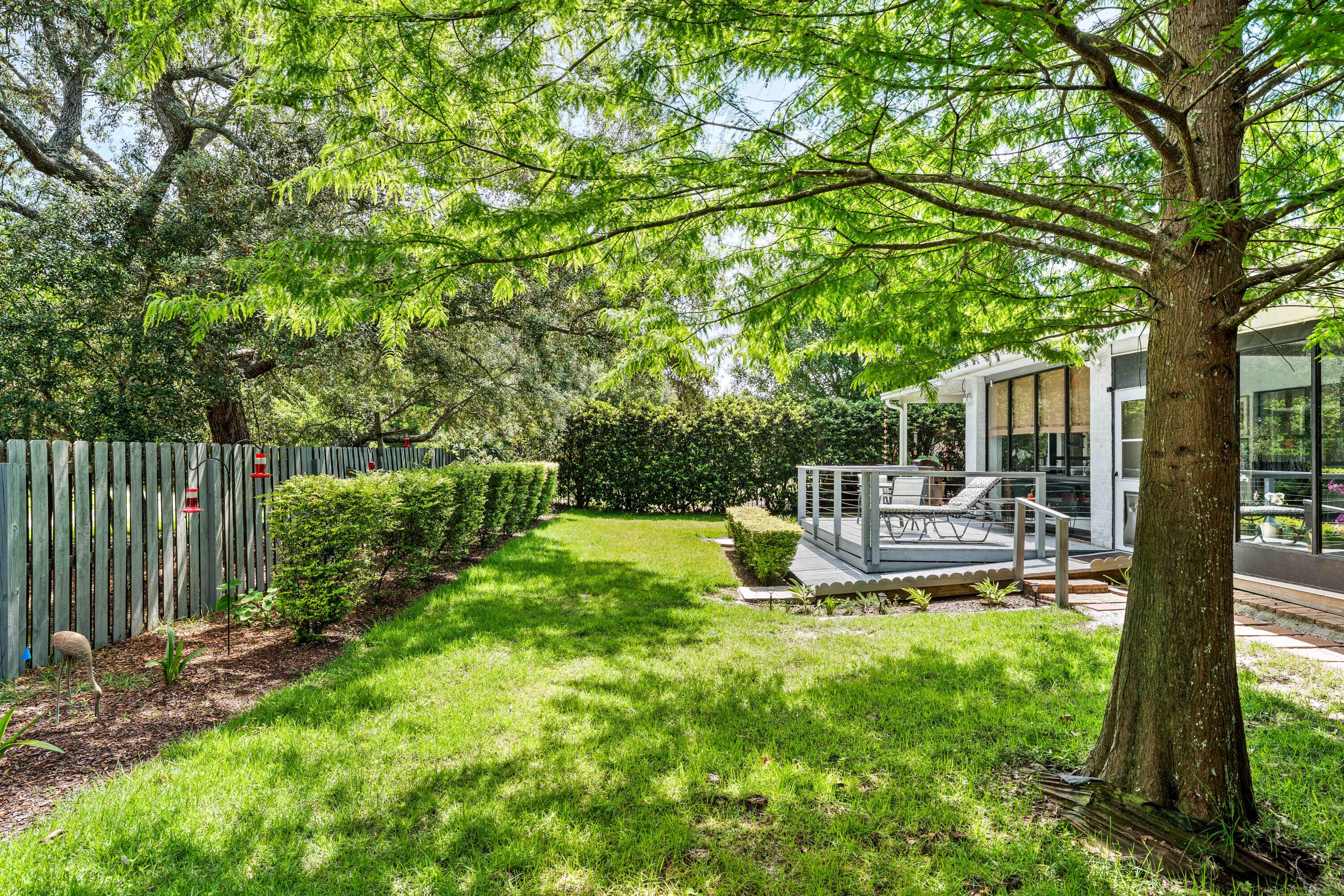 MUSSETT BAYOU ESTATES - Residential